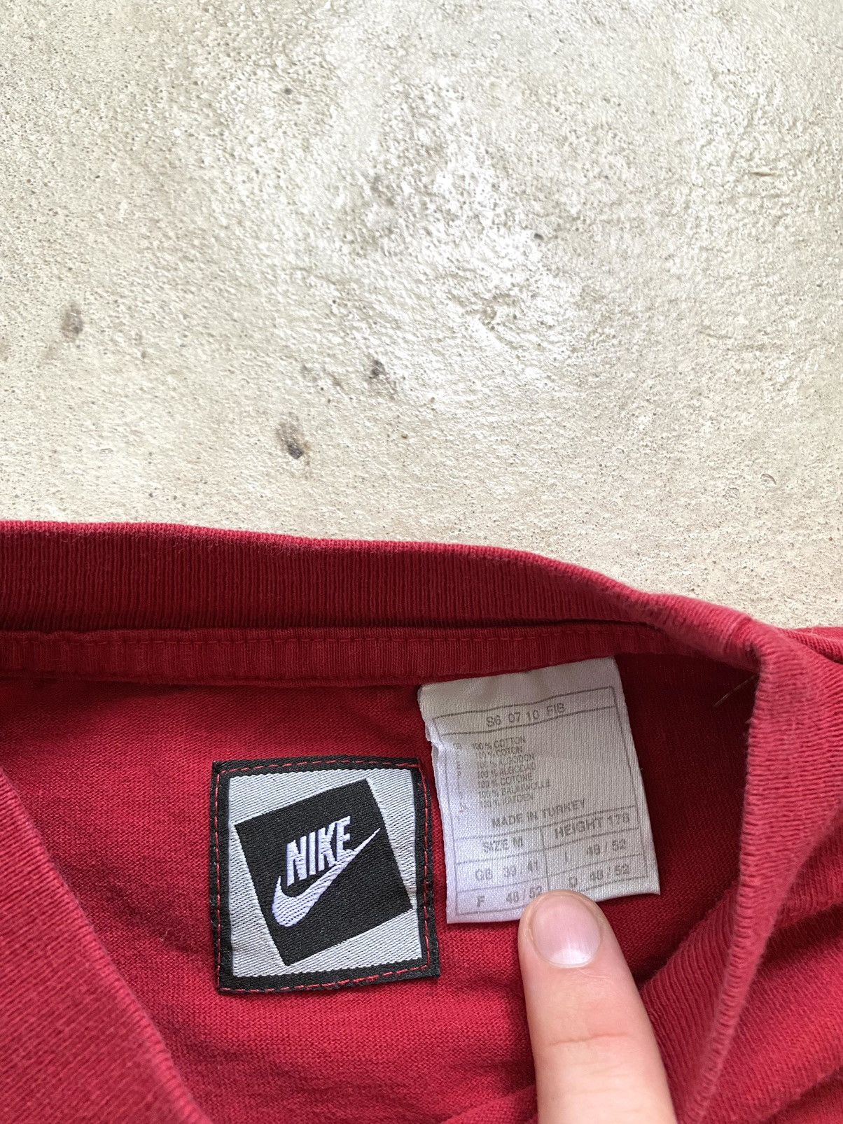 Nike Y2K 90’s Vintage Nike Tee Shirt Tn Zm Hype CW21 Size US M / EU 48-50 / 2 - 7 Thumbnail