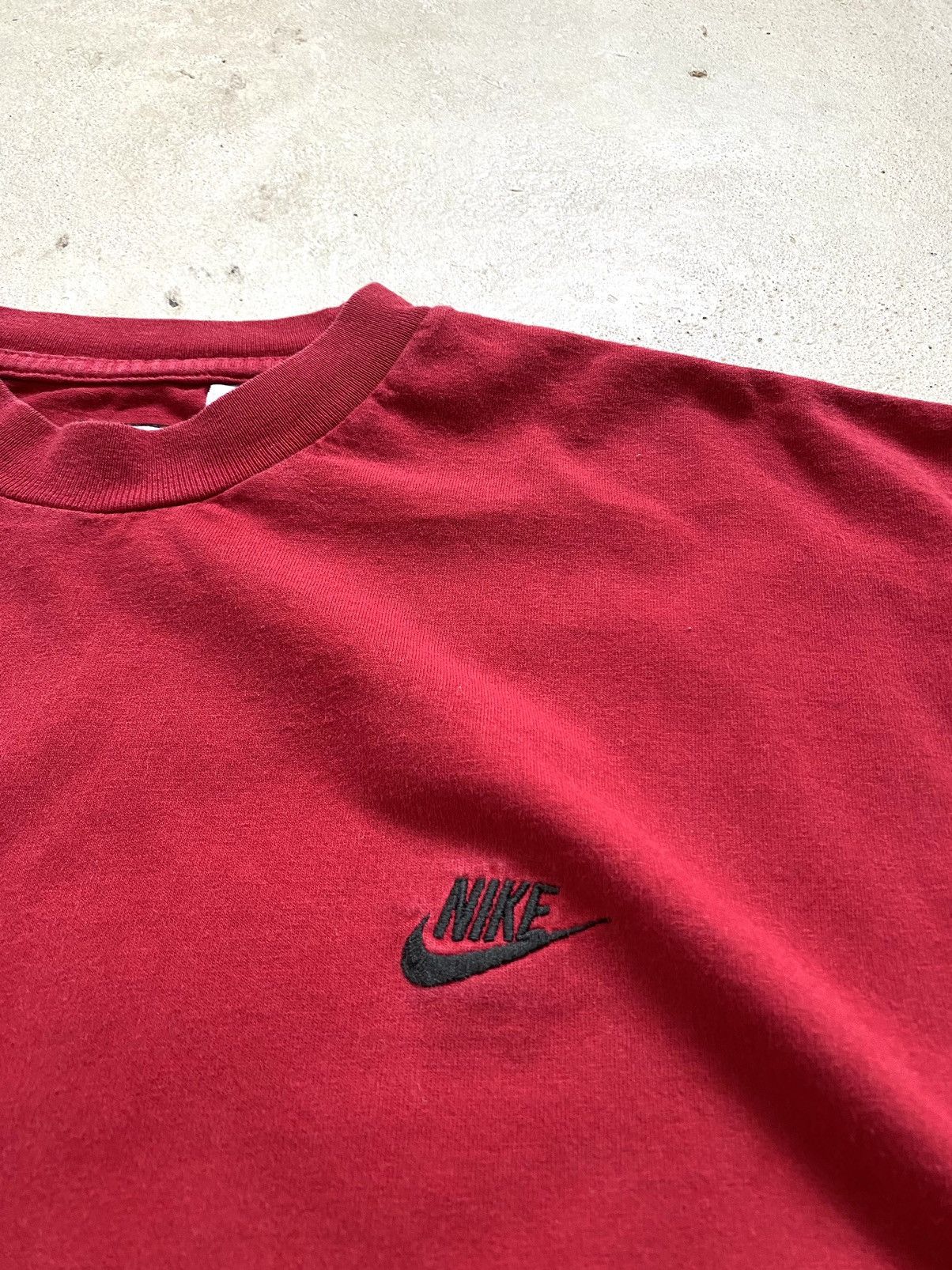 Nike Y2K 90’s Vintage Nike Tee Shirt Tn Zm Hype CW21 Size US M / EU 48-50 / 2 - 5 Thumbnail
