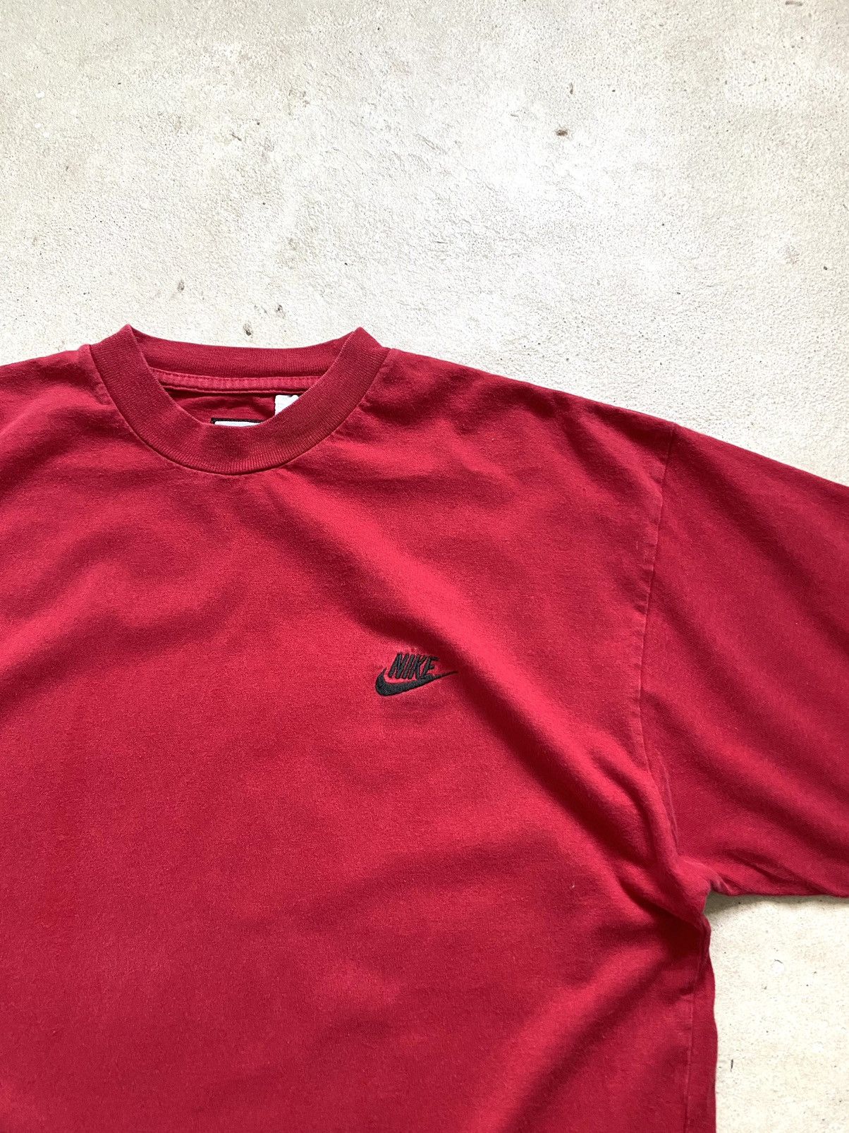 Nike Y2K 90’s Vintage Nike Tee Shirt Tn Zm Hype CW21 Size US M / EU 48-50 / 2 - 1 Thumbnail