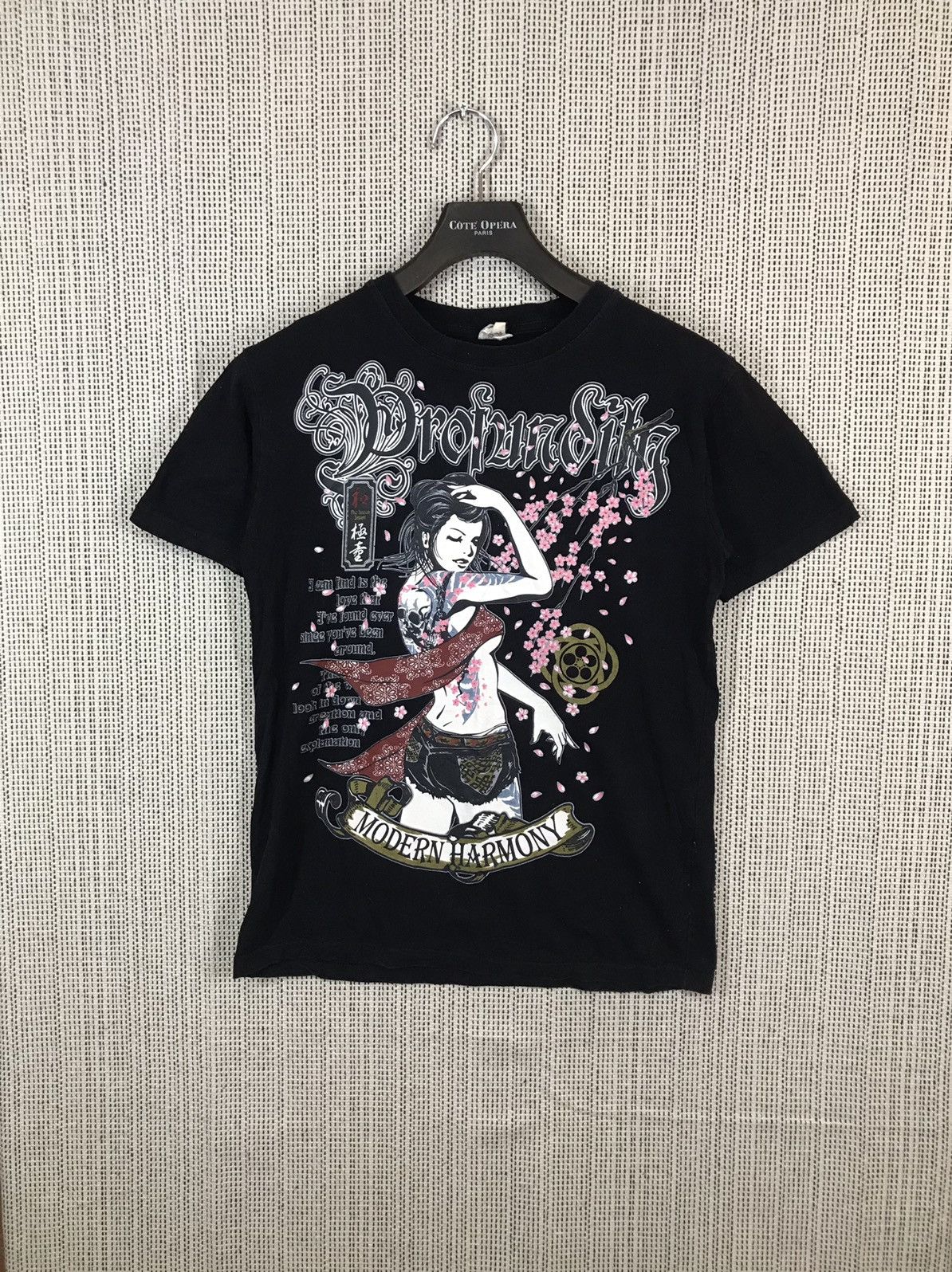 Japanese Brand ‼️JAPANASE SEXY GIRL TSHIRT NICE DESIGN‼️ Size US M / EU 48-50 / 2 - 1 Thumbnail