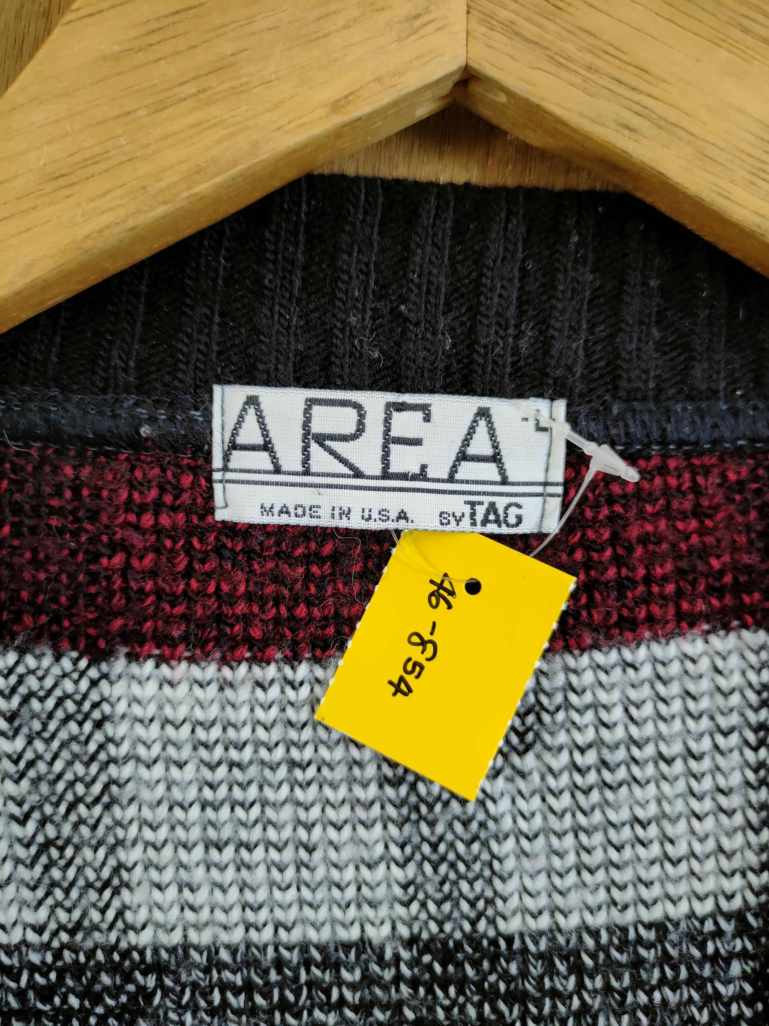 Aran Isles Knitwear D Area USA aran isle knitwear cardigan art winter #46-854 Size US L / EU 52-54 / 3 - 4 Thumbnail