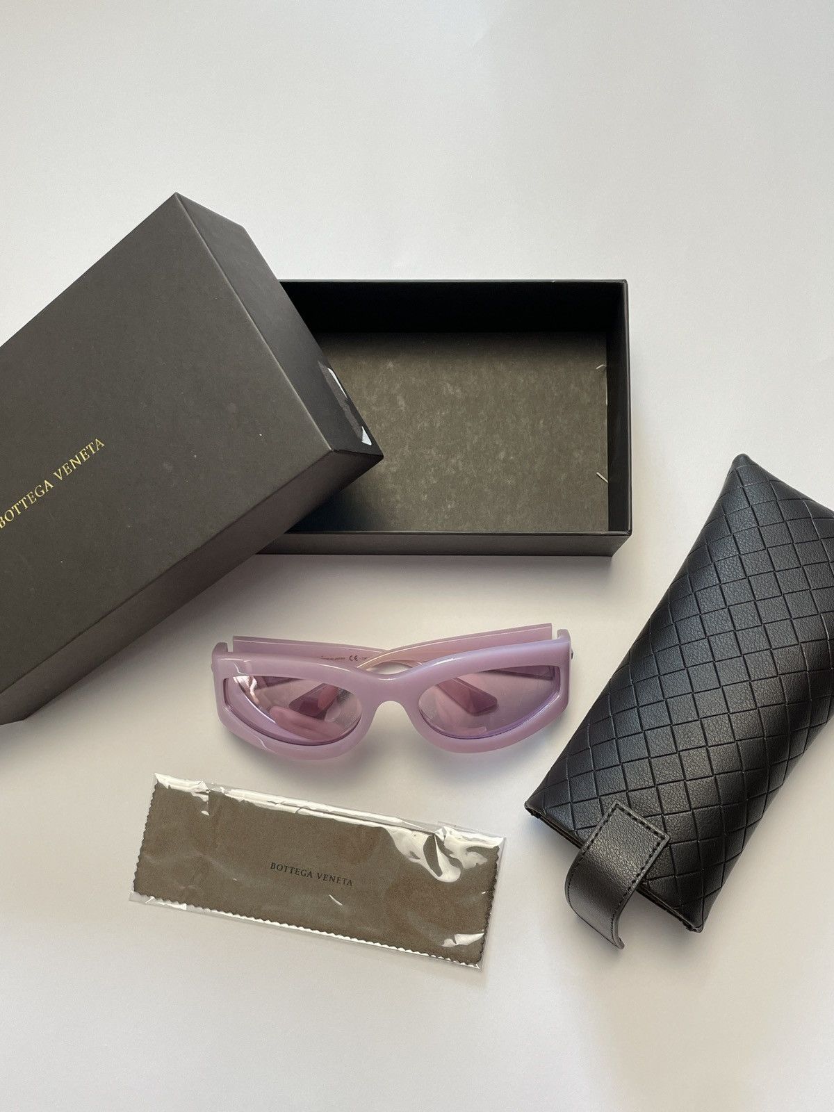 Bottega Veneta Bottega Veneta Pink Oval Acetate Sunglasses Size ONE SIZE - 2 Thumbnail