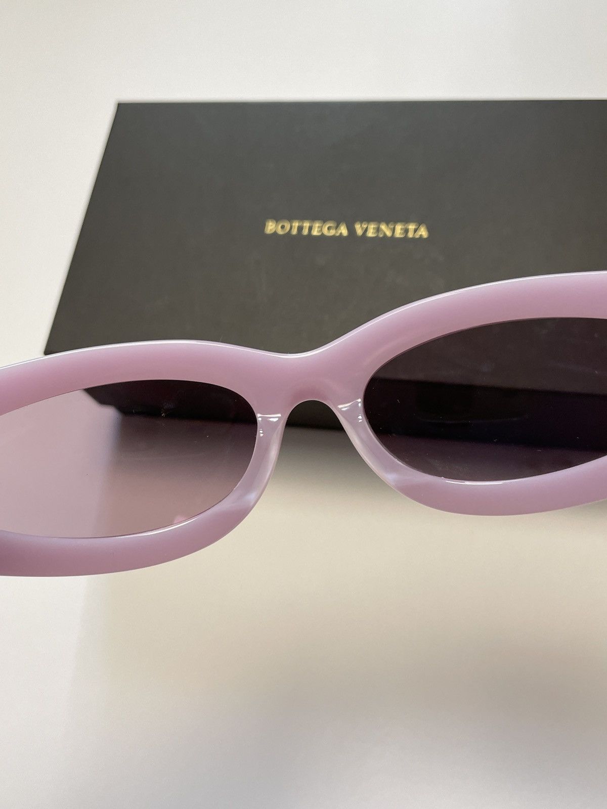 Bottega Veneta Bottega Veneta Pink Oval Acetate Sunglasses Size ONE SIZE - 8 Thumbnail
