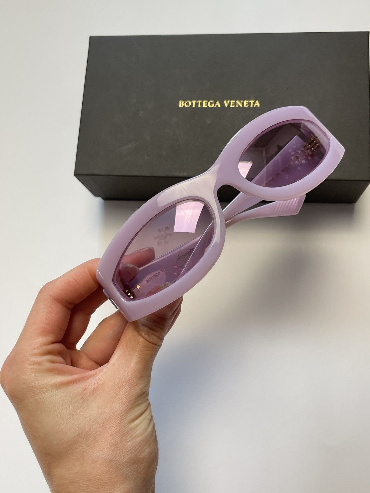 Bottega Veneta Bottega Veneta Pink Oval Acetate Sunglasses Size ONE SIZE - 6 Thumbnail