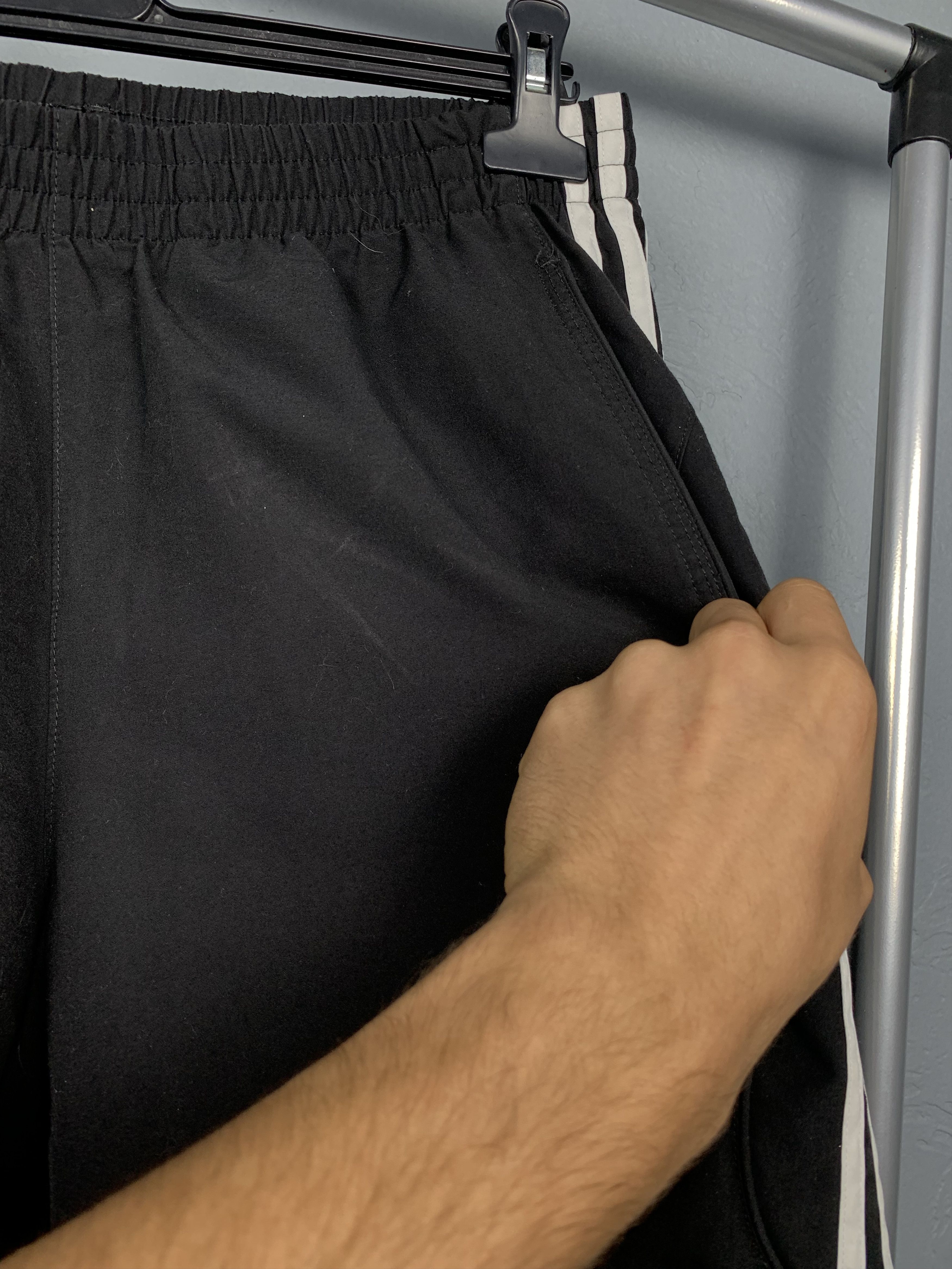 Adidas × Vintage Adidas Vintage Mens Nylon Shorts Y2K Size US 32 / EU 48 - 3 Thumbnail