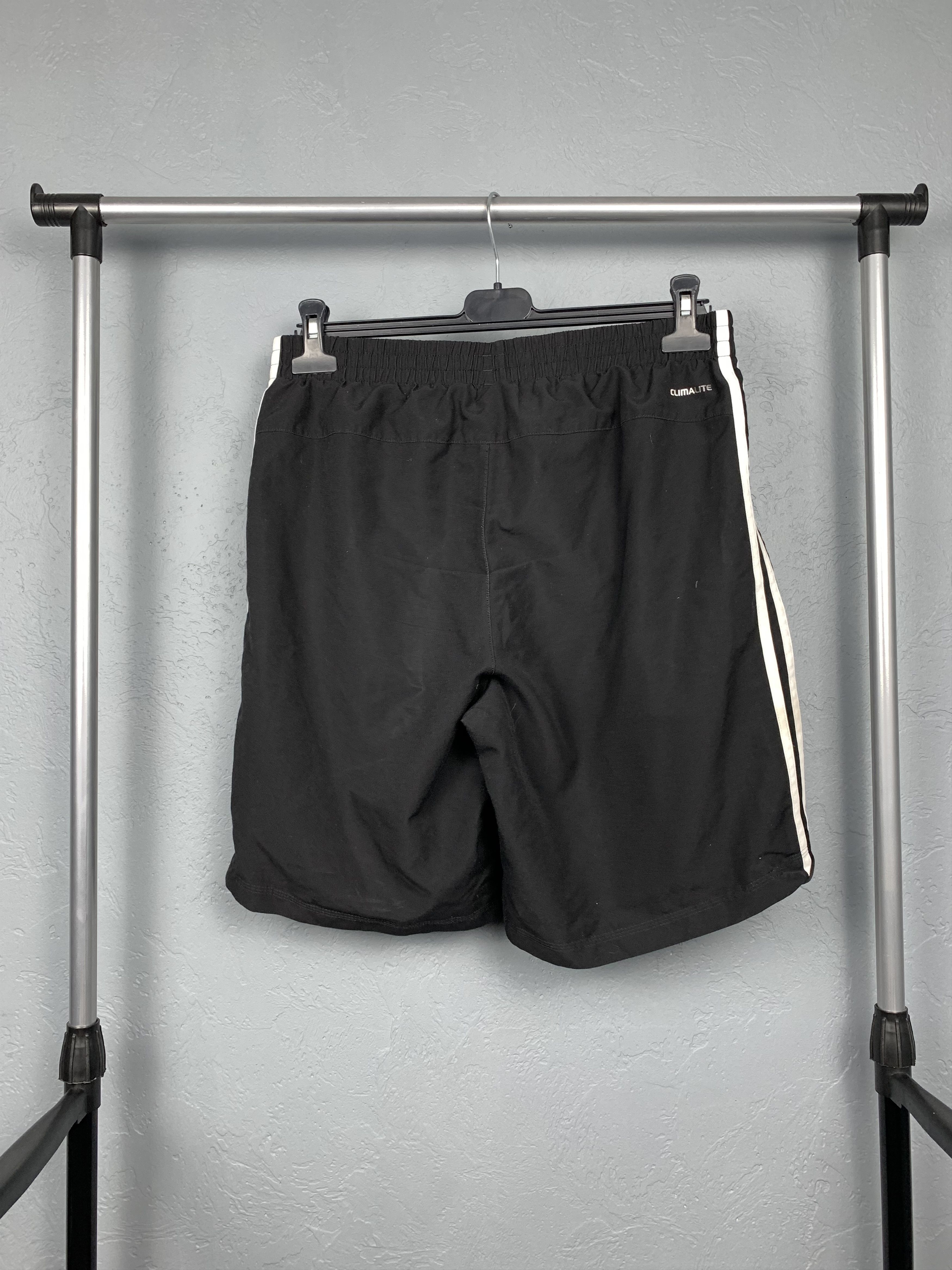 Adidas × Vintage Adidas Vintage Mens Nylon Shorts Y2K Size US 32 / EU 48 - 5 Thumbnail