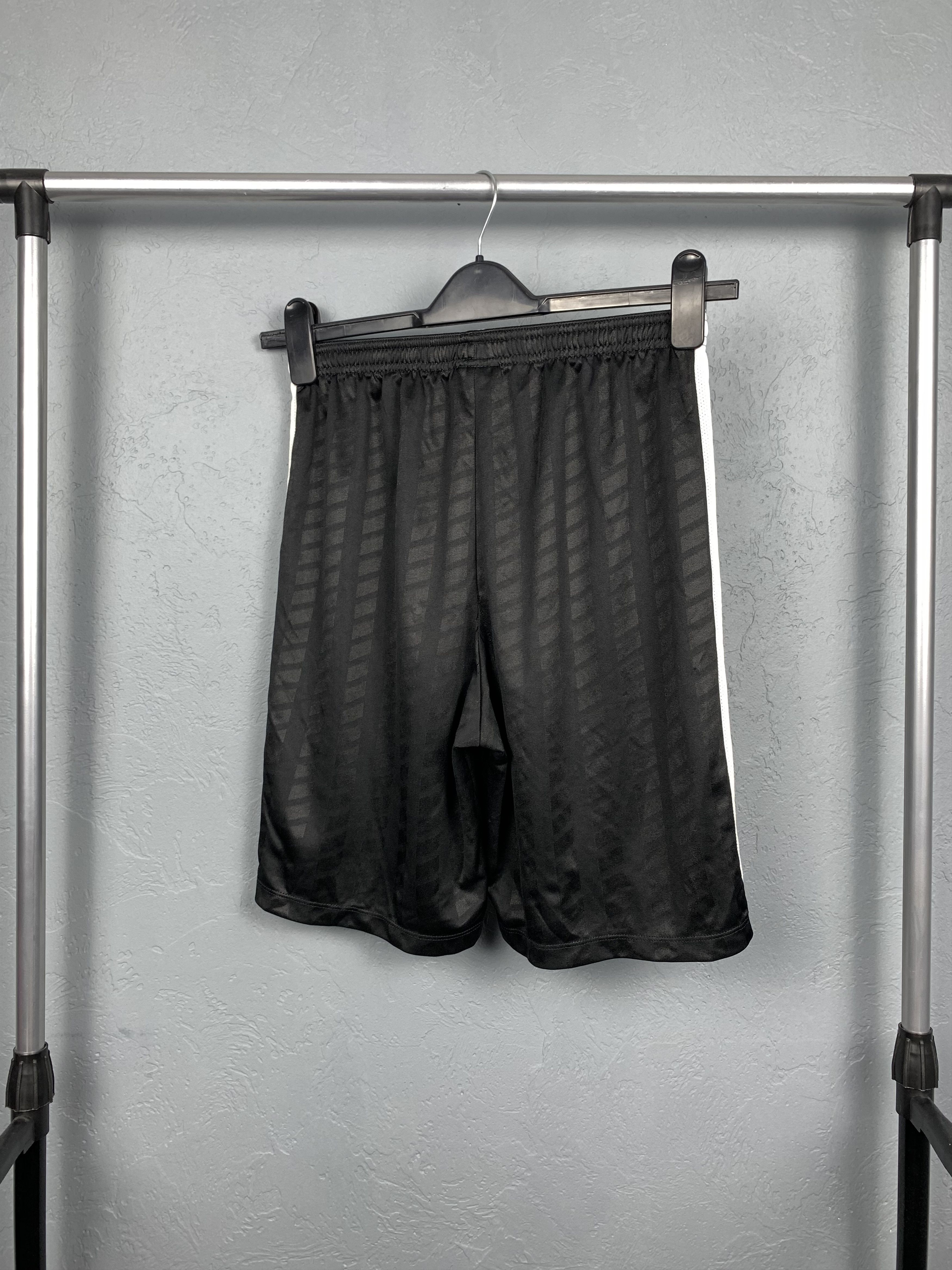 Nike × Vintage Vintage Nike Mens Shorts Dri Fit Y2K Size US 32 / EU 48 - 5 Thumbnail