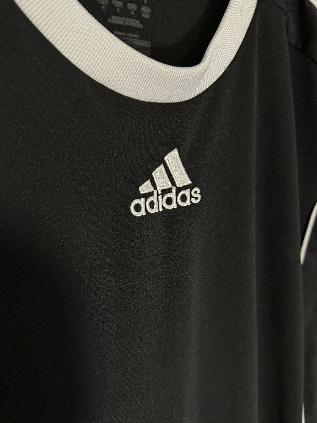 Adidas × Vintage Vintage Adidas 2007 striped logo t-shirt soccer jersey Size US M / EU 48-50 / 2 - 3 Thumbnail