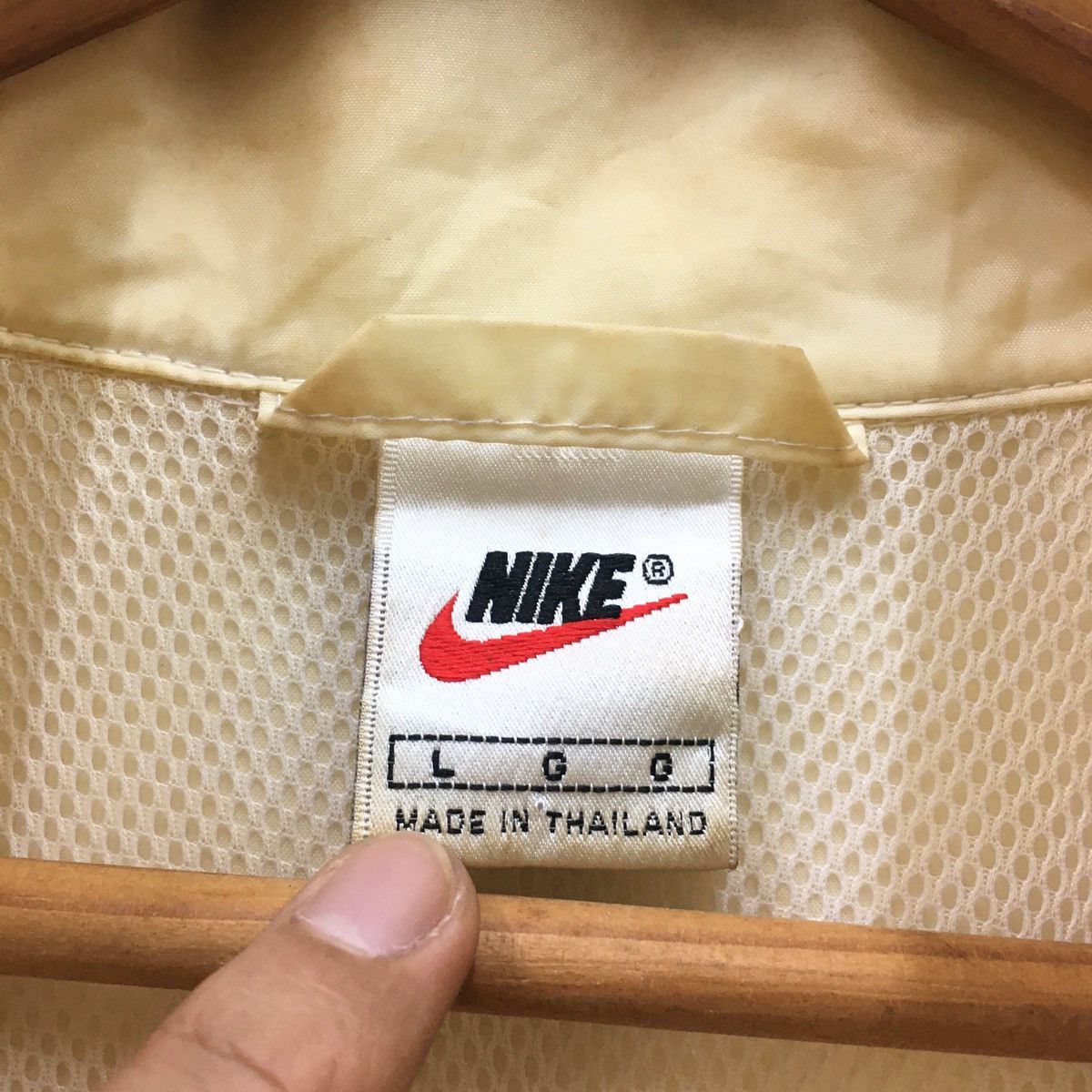 Nike × Vintage Vintage 2-Tone 90s Nike Big Swoosh Logo Jacket Size US L / EU 52-54 / 3 - 10 Thumbnail