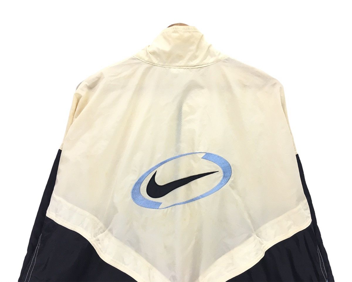 Nike × Vintage Vintage 2-Tone 90s Nike Big Swoosh Logo Jacket Size US L / EU 52-54 / 3 - 3 Thumbnail