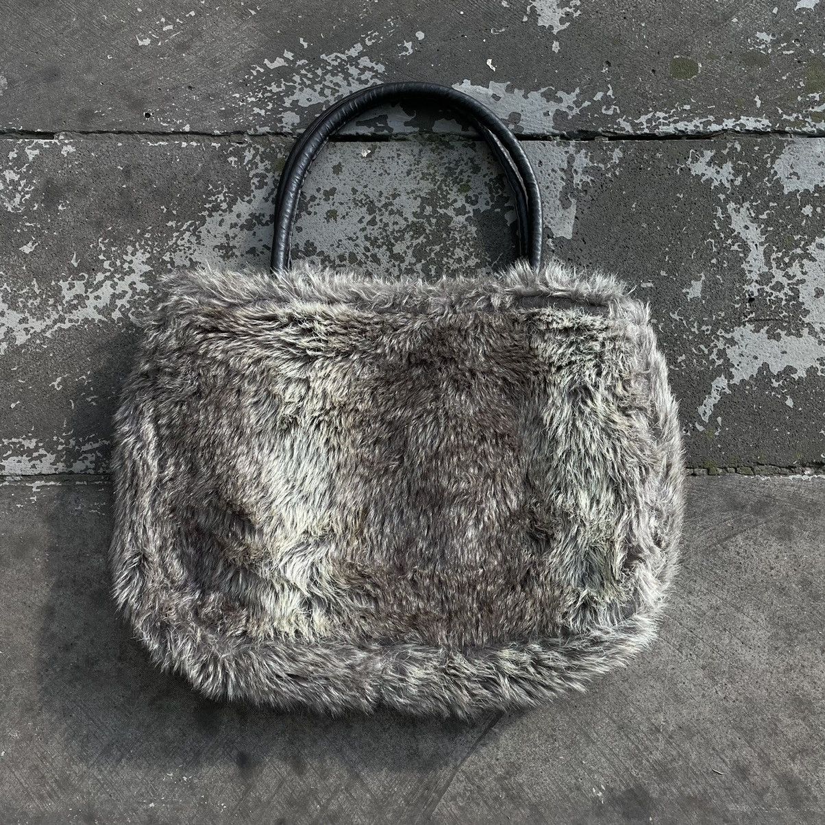 Vintage Vintage Y2K Mohair Fuzzy Crossbody Bag Grey Indie Grunge OS Size ONE SIZE - 1 Thumbnail