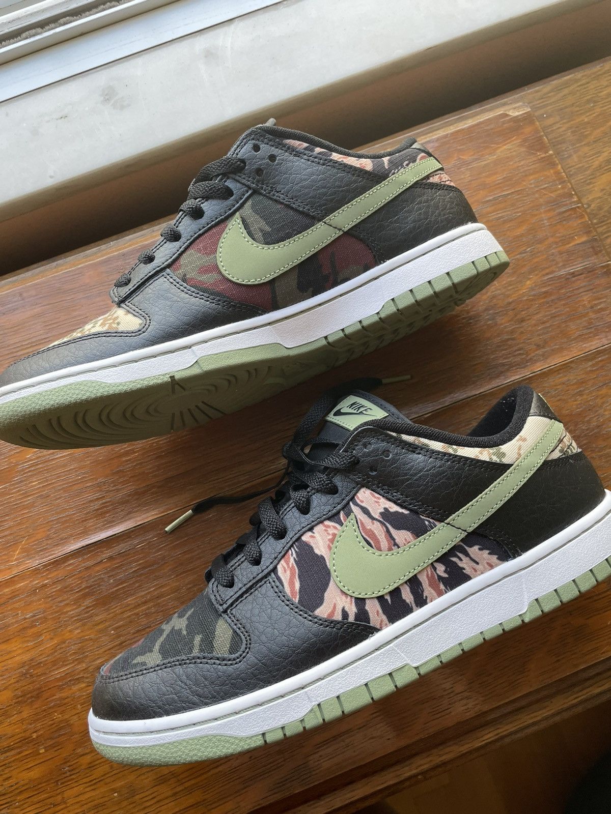 Nike Nike Dunk Low SE mixed camo Size US 10.5 / EU 43-44 - 7 Thumbnail