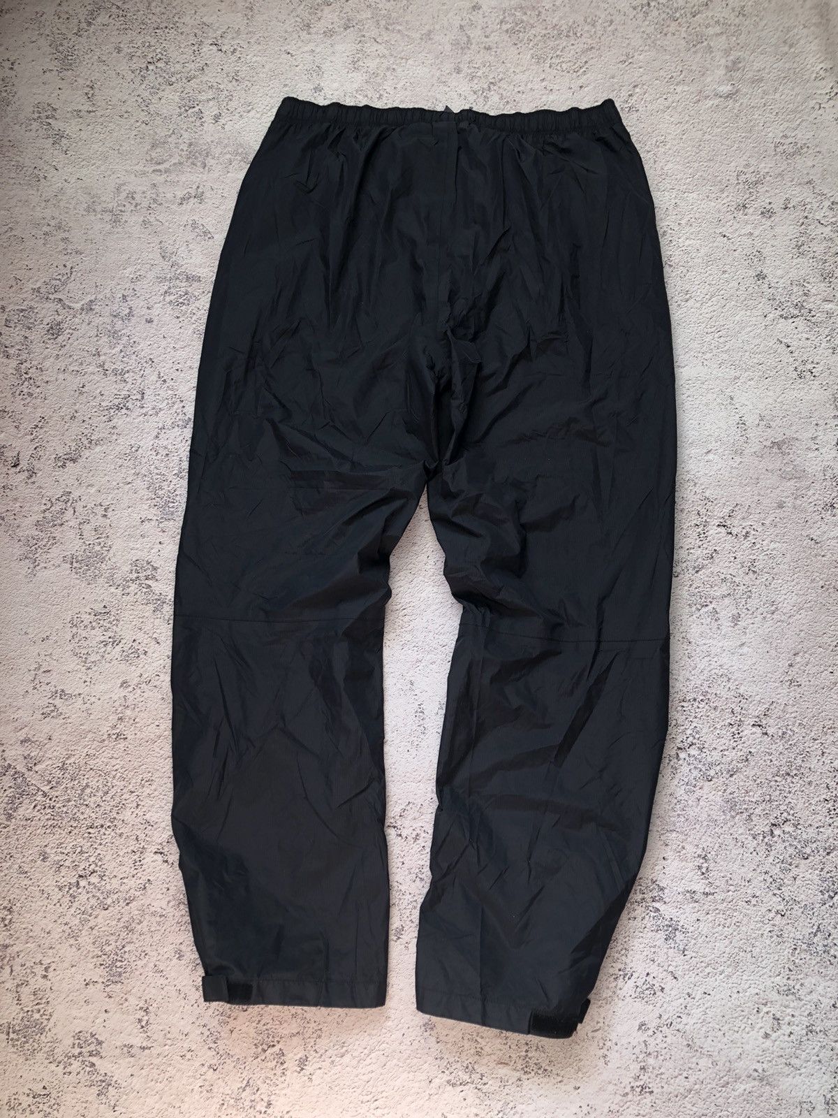Vintage Y2K The North Face HyVent Pants Black