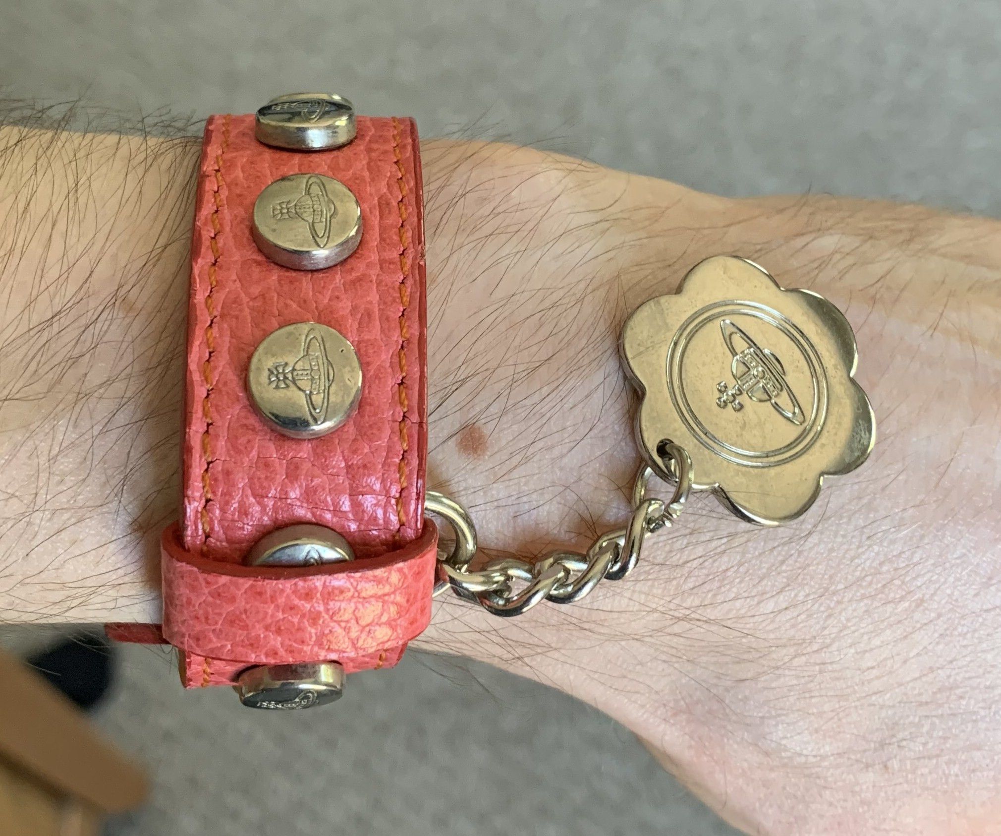 Vivienne Westwood Vivenne Westwood Studded Pink Leather Orb Bracelet + Box Size ONE SIZE - 7 Thumbnail