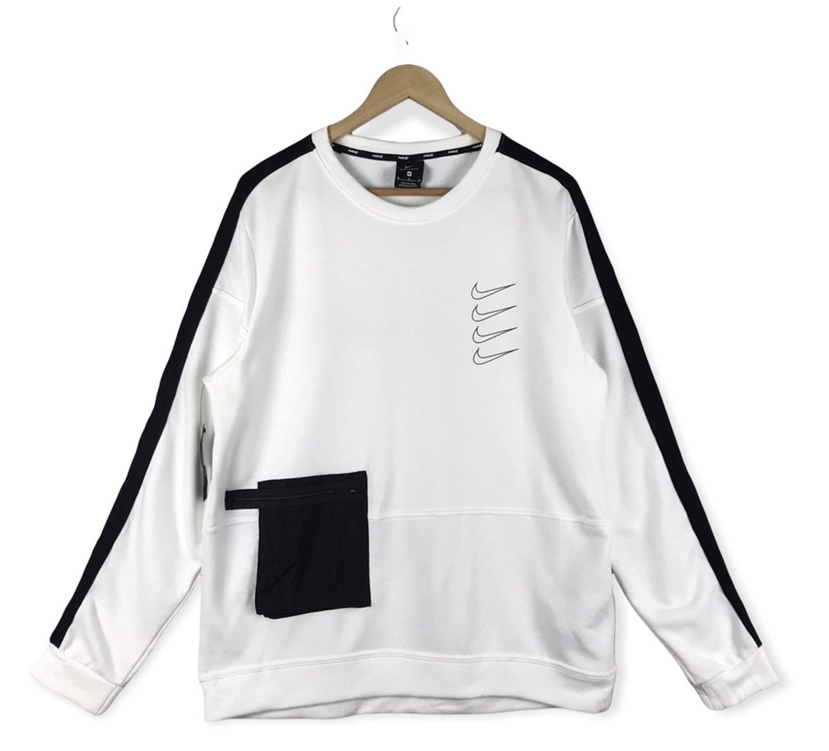NWT Nike Swoosh Sweatshirt