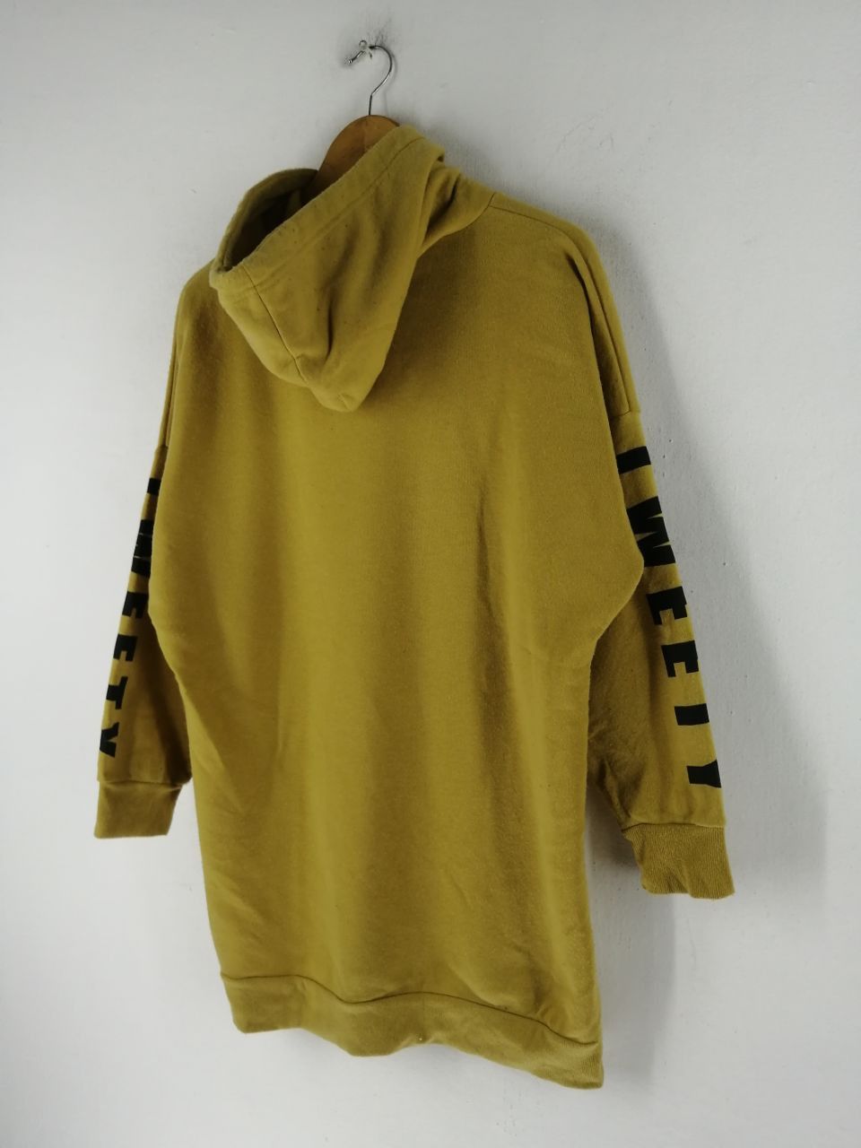 Cartoon Network × ICON Motorsports LOONEY TUNES TWEETY SPELLOUT HOODIE Size US L / EU 52-54 / 3 - 4 Thumbnail