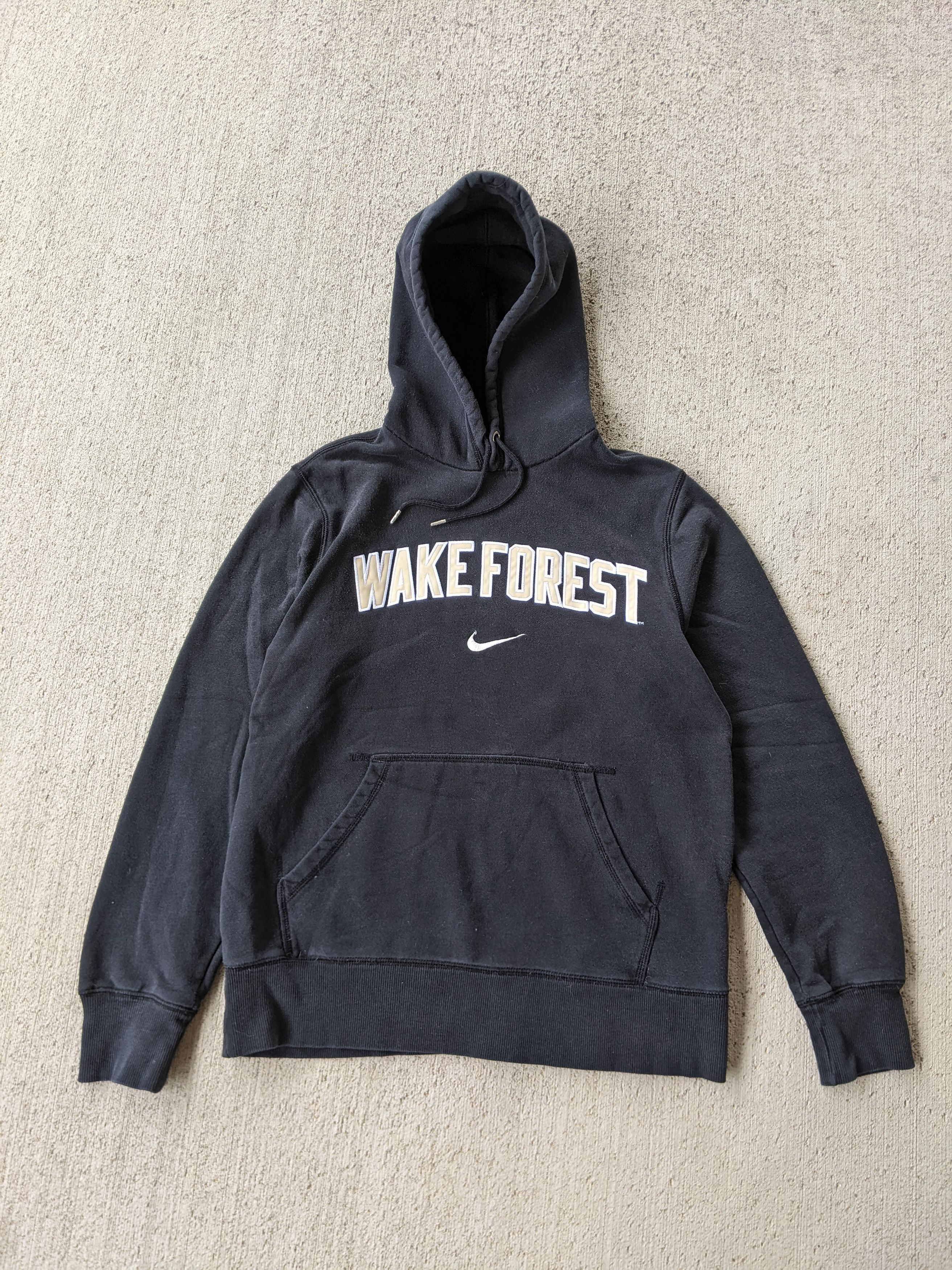 Nike × Vintage Vintage Nike center swoosh WakeForest hoodie Y2k Size US S / EU 44-46 / 1 - 1 Thumbnail