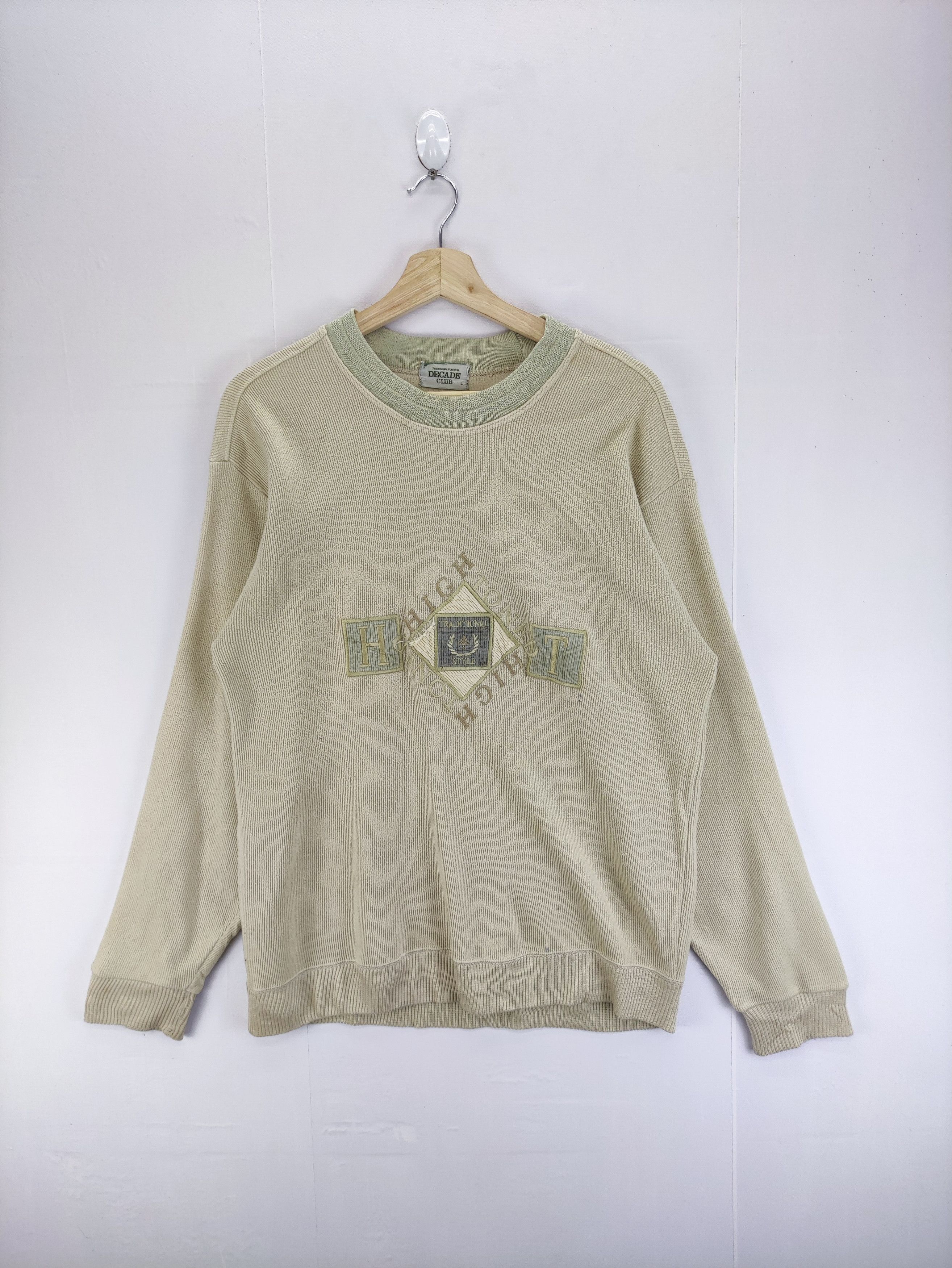 Japanese Brand Vintage Sweatshirt Decade Club Embroidered Logo Jumper Size US M / EU 48-50 / 2 - 1 Thumbnail