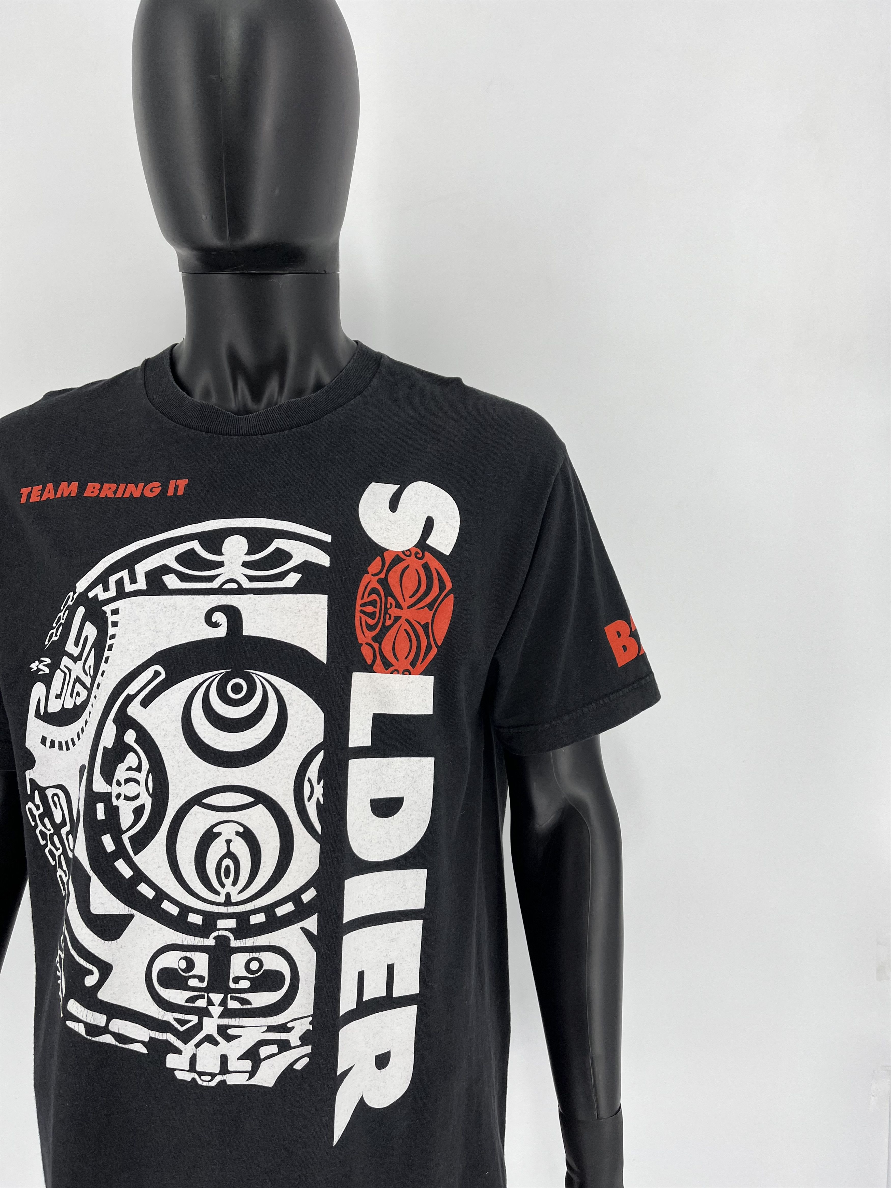 Vintage × WWE Vintage Wwe T-Shirts 2011 Streetwear style Size US L / EU 52-54 / 3 - 5 Thumbnail
