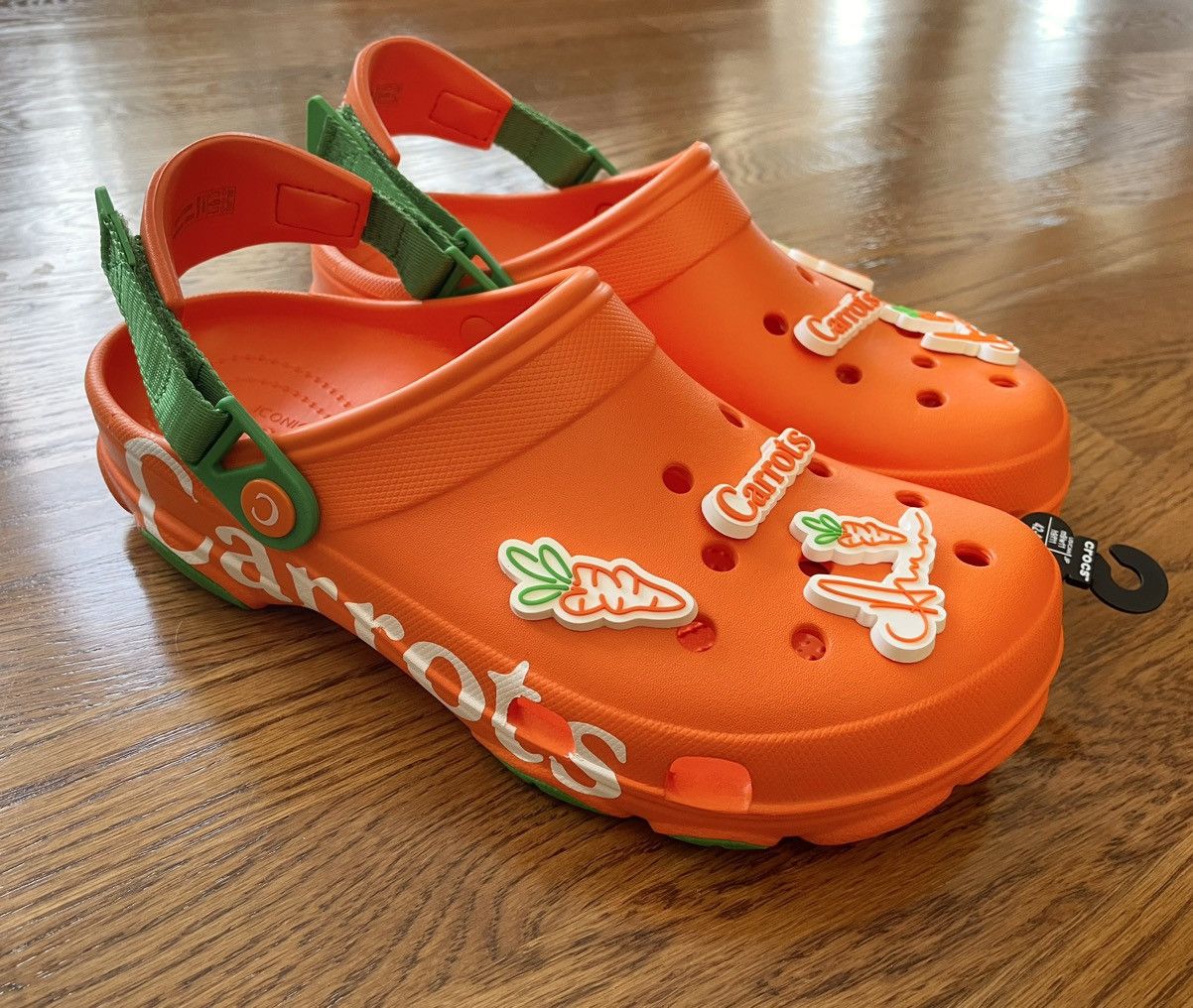 Crocs 10 Orange Green All Terrain Clog Logo Soil Felt One Tee Echo