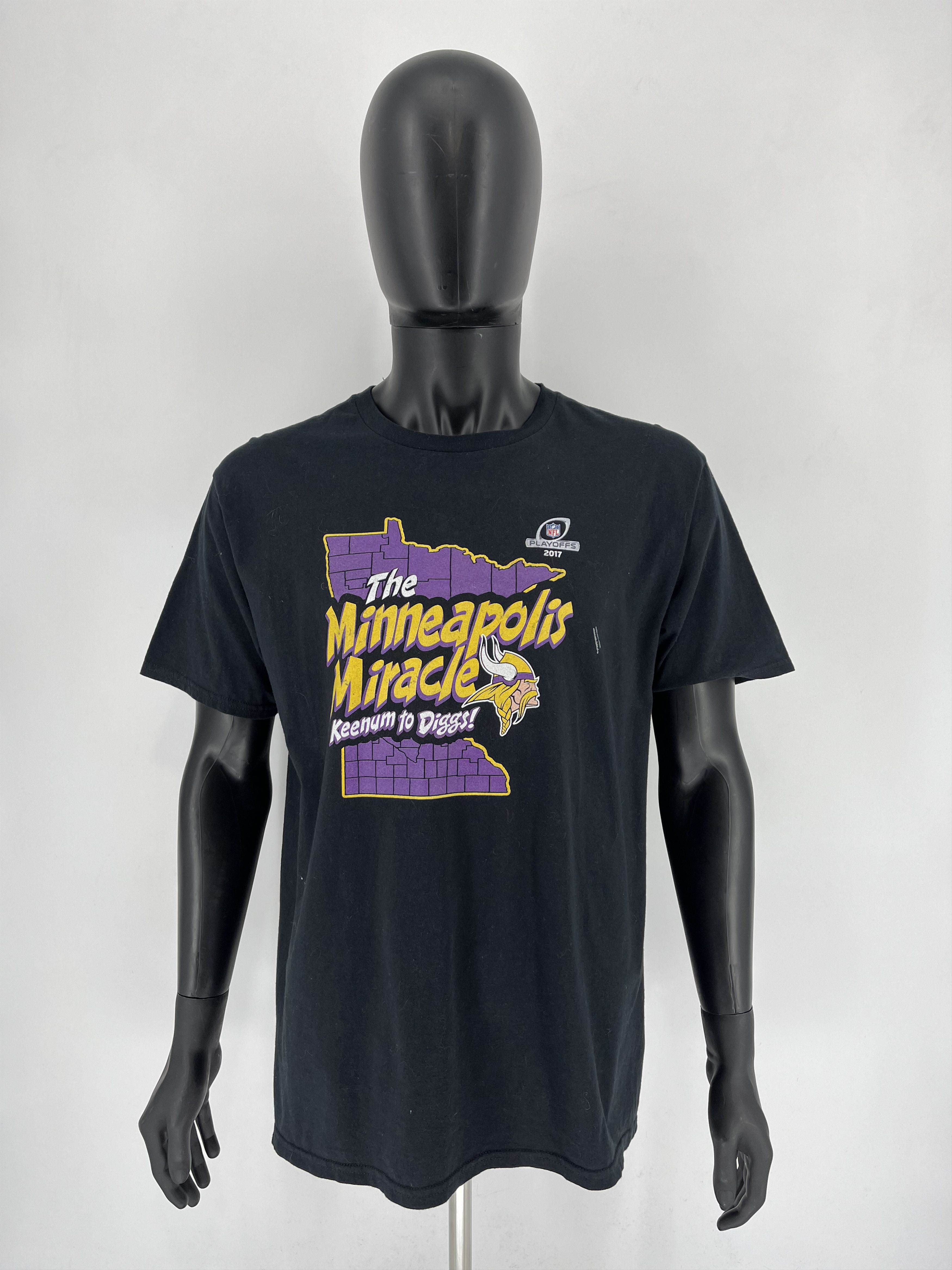 NFL NHL Minneapolis T-Shirt 2017 Size US L / EU 52-54 / 3 - 2 Thumbnail