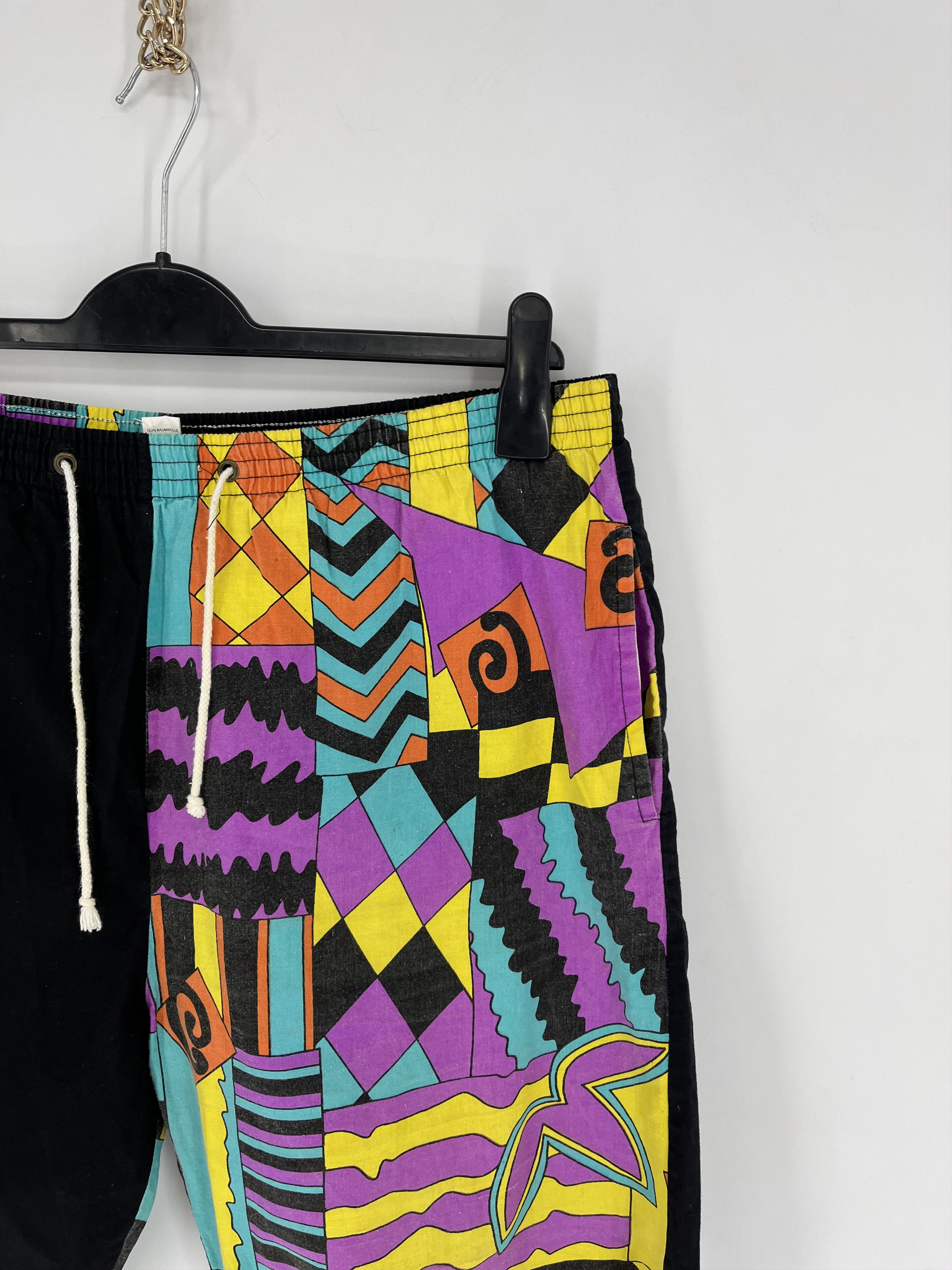 Vintage Vintage Y2K Art Streetwear Hawaiian Shorts Fashion Grailed Size US 36 / EU 52 - 5 Thumbnail