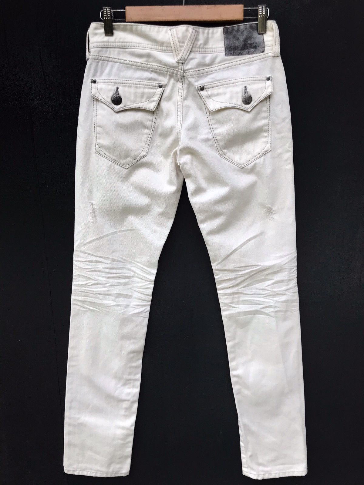Japanese Brand × Vanquish Vanquish White Distressed Jeans Size US 29 - 6 Thumbnail