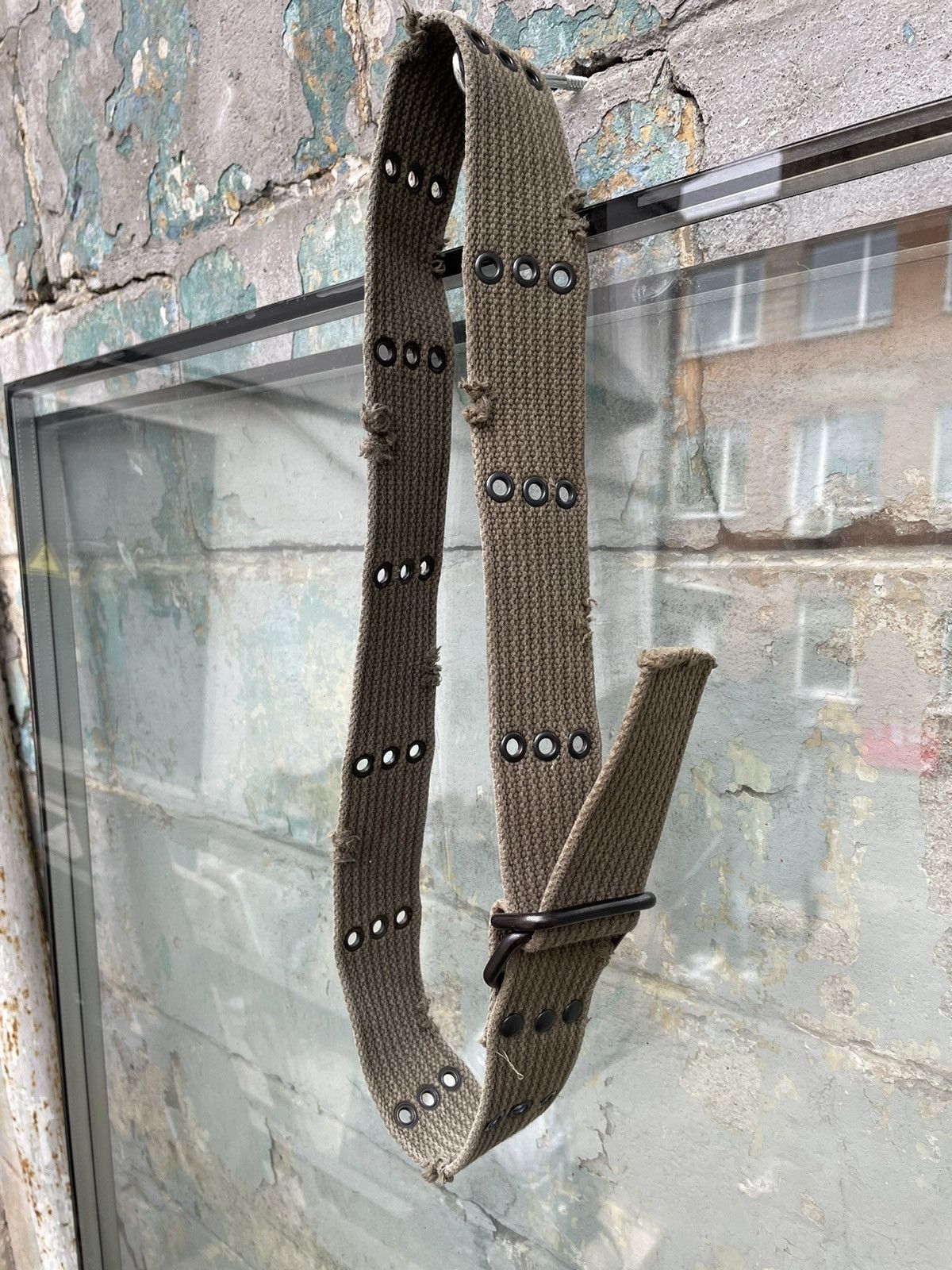 20471120 × Vintage Vintage Y2K Seditionaries Belt Military Khaki Size ONE SIZE - 4 Thumbnail