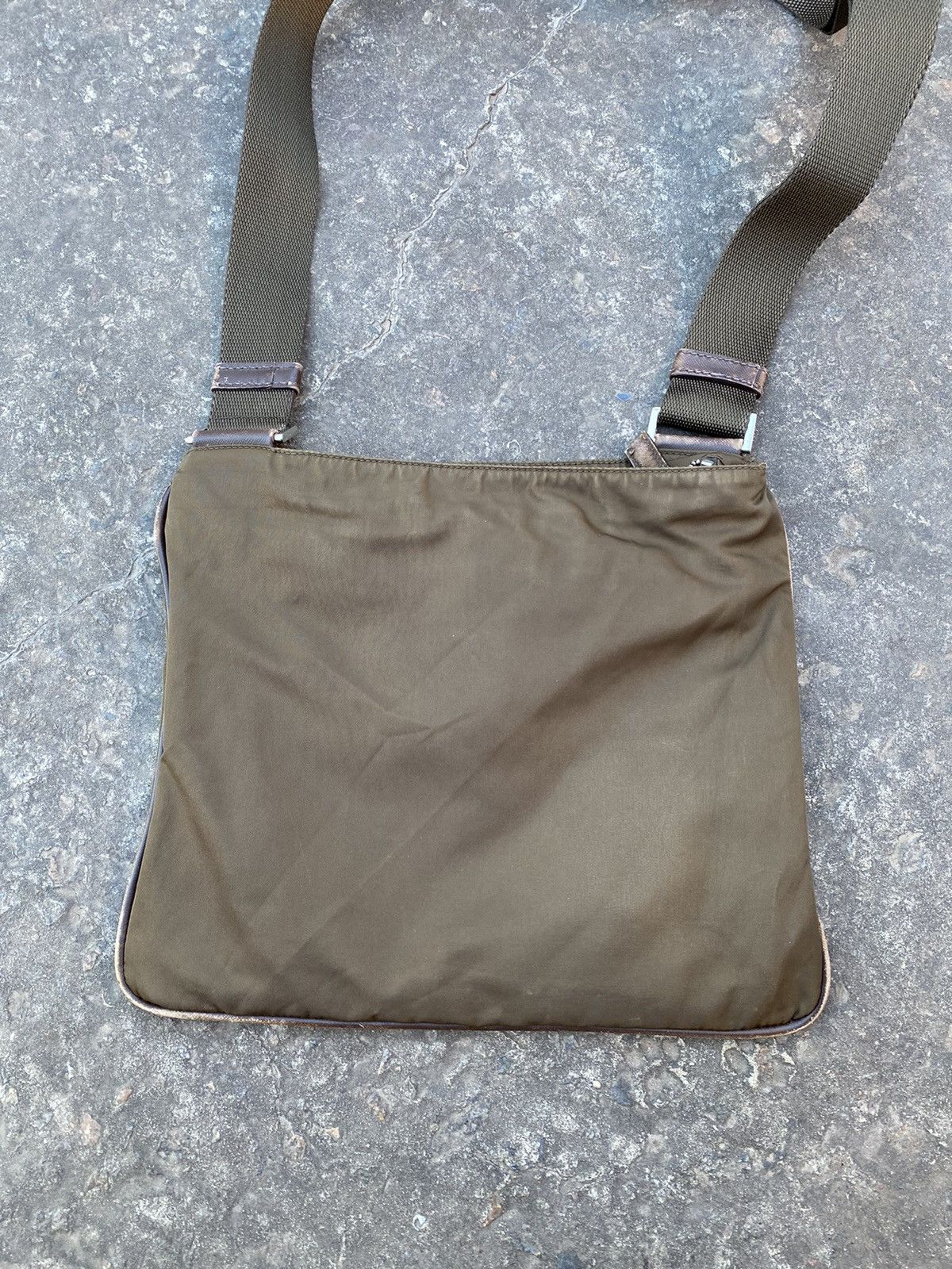 Prada Authentic Prada nylon crossbody faded bag os made in italy Size ONE SIZE - 12 Thumbnail