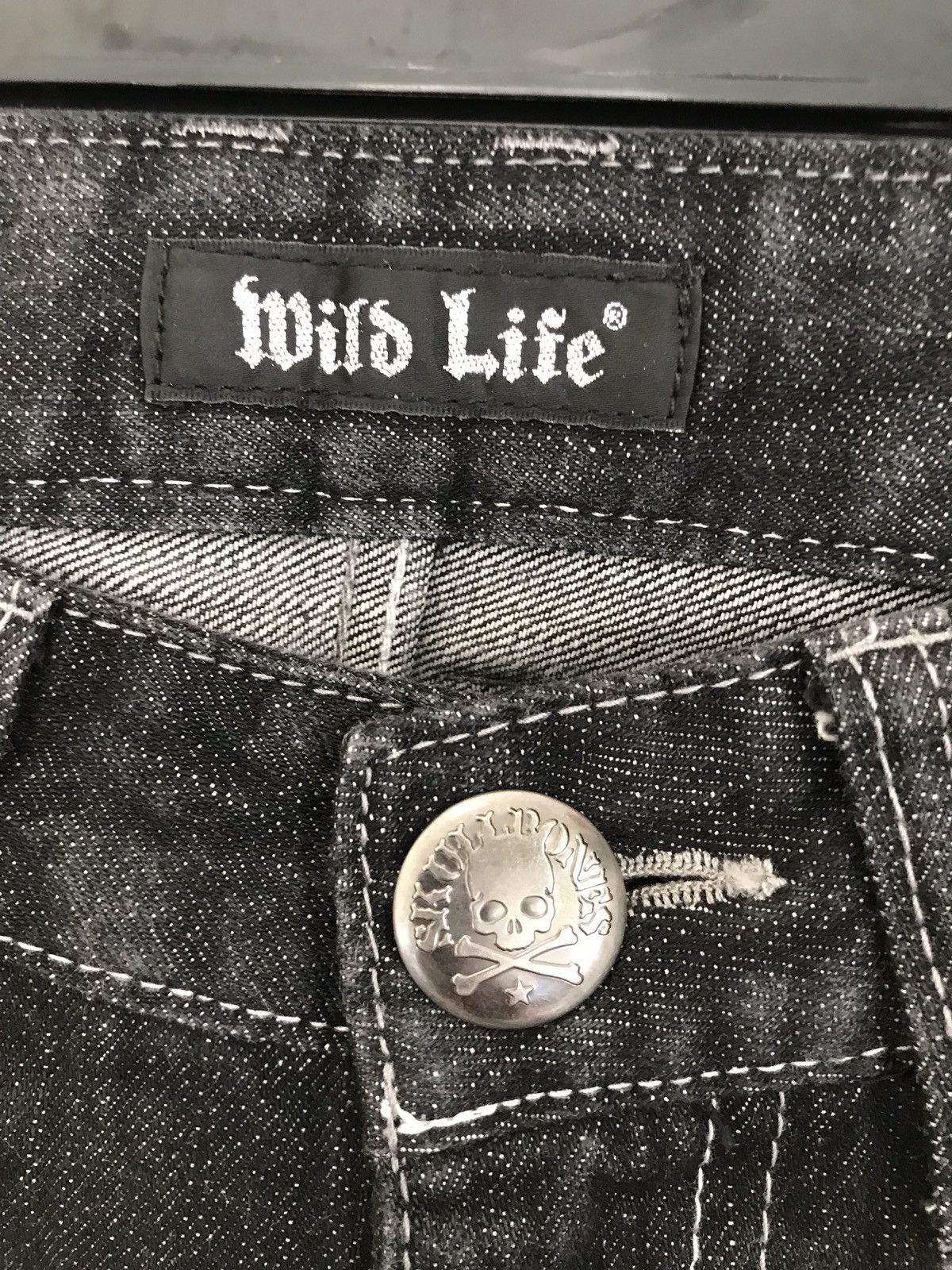 Japanese Brand × Seditionaries Vintage Japanese Brand Wild Life Embroidered Skull Jeans Size US 29 - 10 Thumbnail