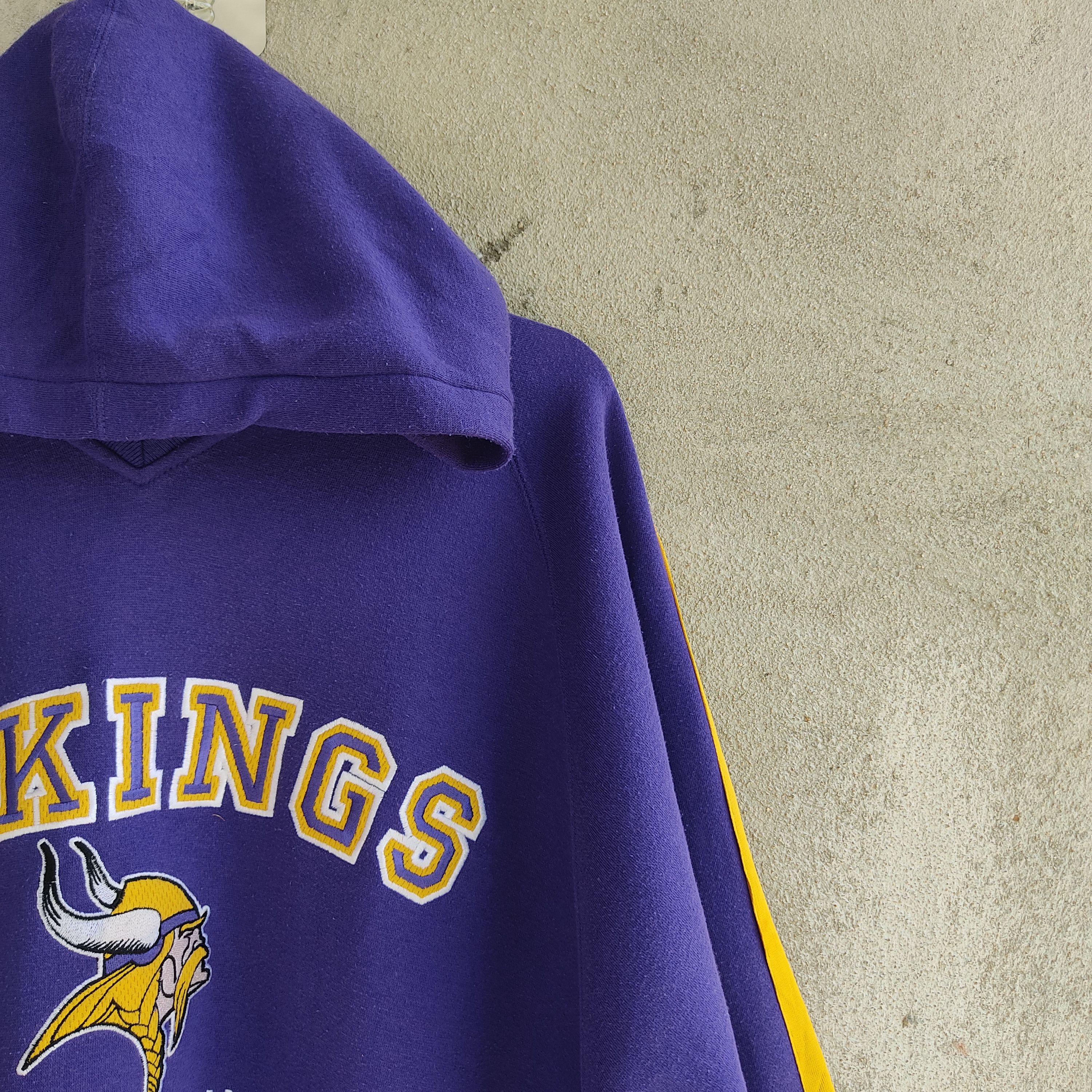 Lee × NFL × Vintage Lee Sport Viking Nfl Big Logo Emberoided Purple Hoodie Size US L / EU 52-54 / 3 - 7 Thumbnail