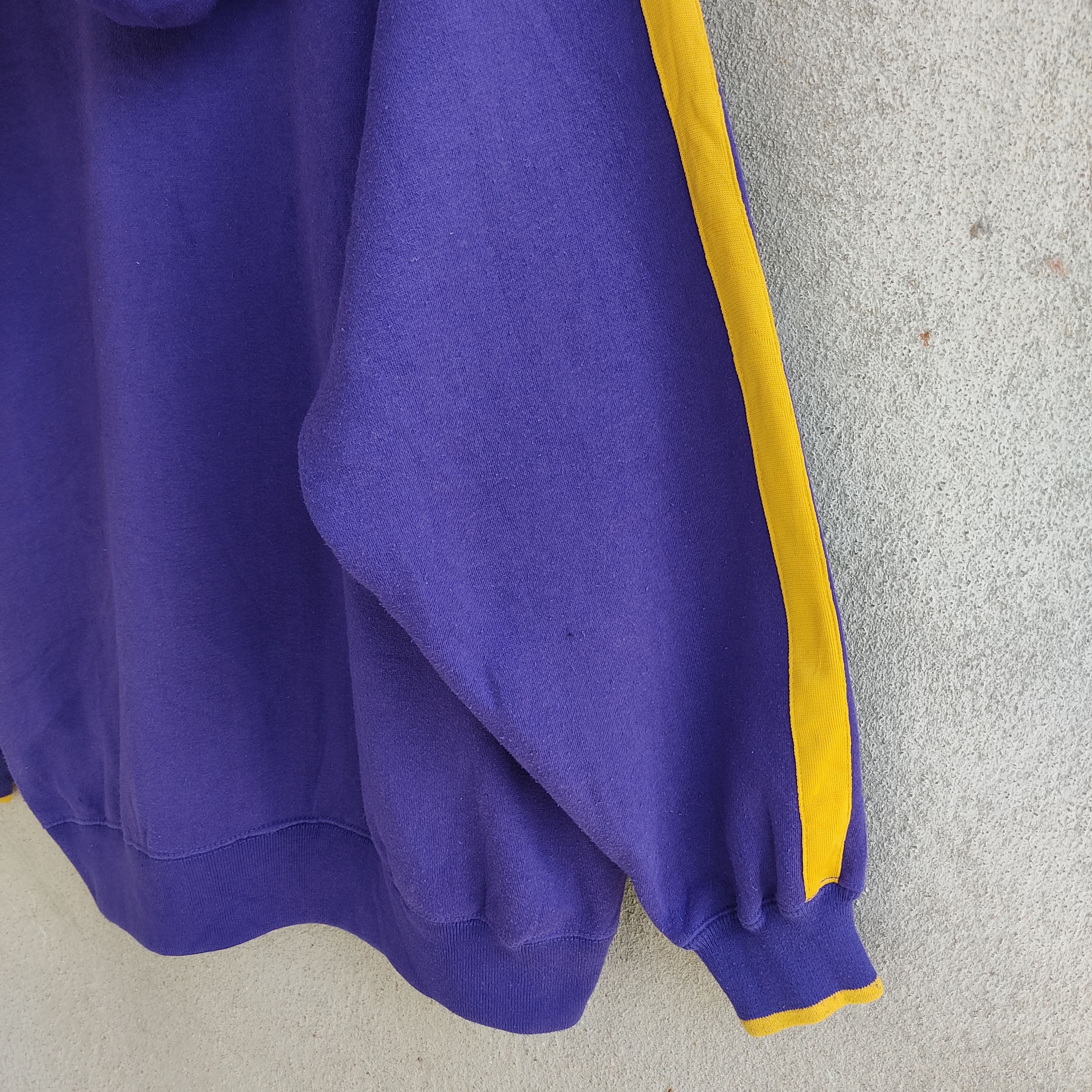 Lee × NFL × Vintage Lee Sport Viking Nfl Big Logo Emberoided Purple Hoodie Size US L / EU 52-54 / 3 - 15 Thumbnail