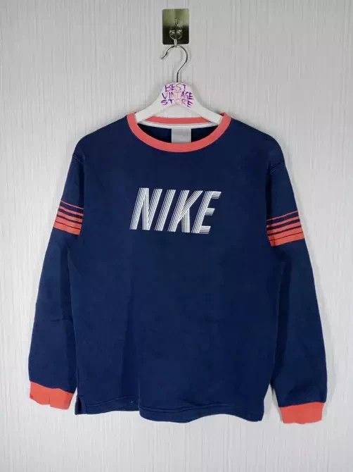 Navy blue vintage online nike crewneck