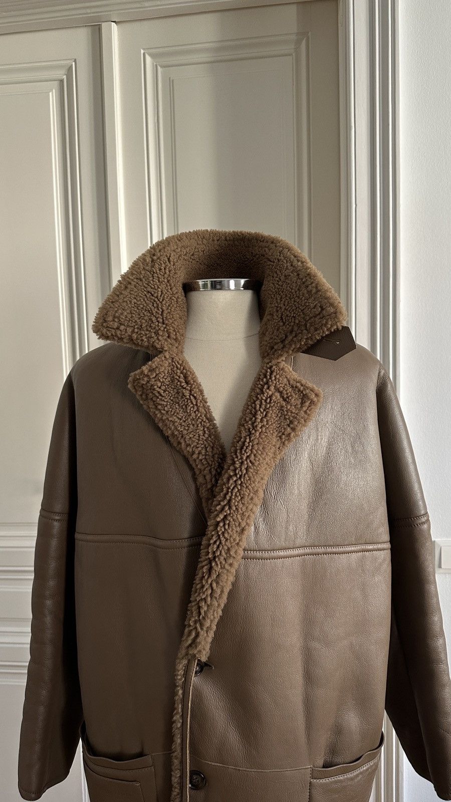 Berluti FW18 Runway Collection Toffee Shearling Coat Size US L / EU 52-54 / 3 - 5 Thumbnail