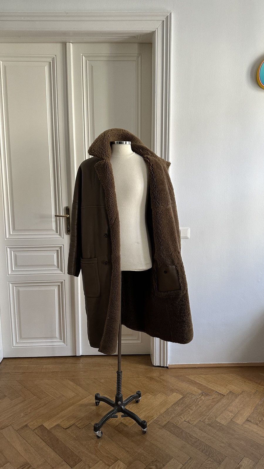 Berluti FW18 Runway Collection Toffee Shearling Coat Size US L / EU 52-54 / 3 - 8 Thumbnail
