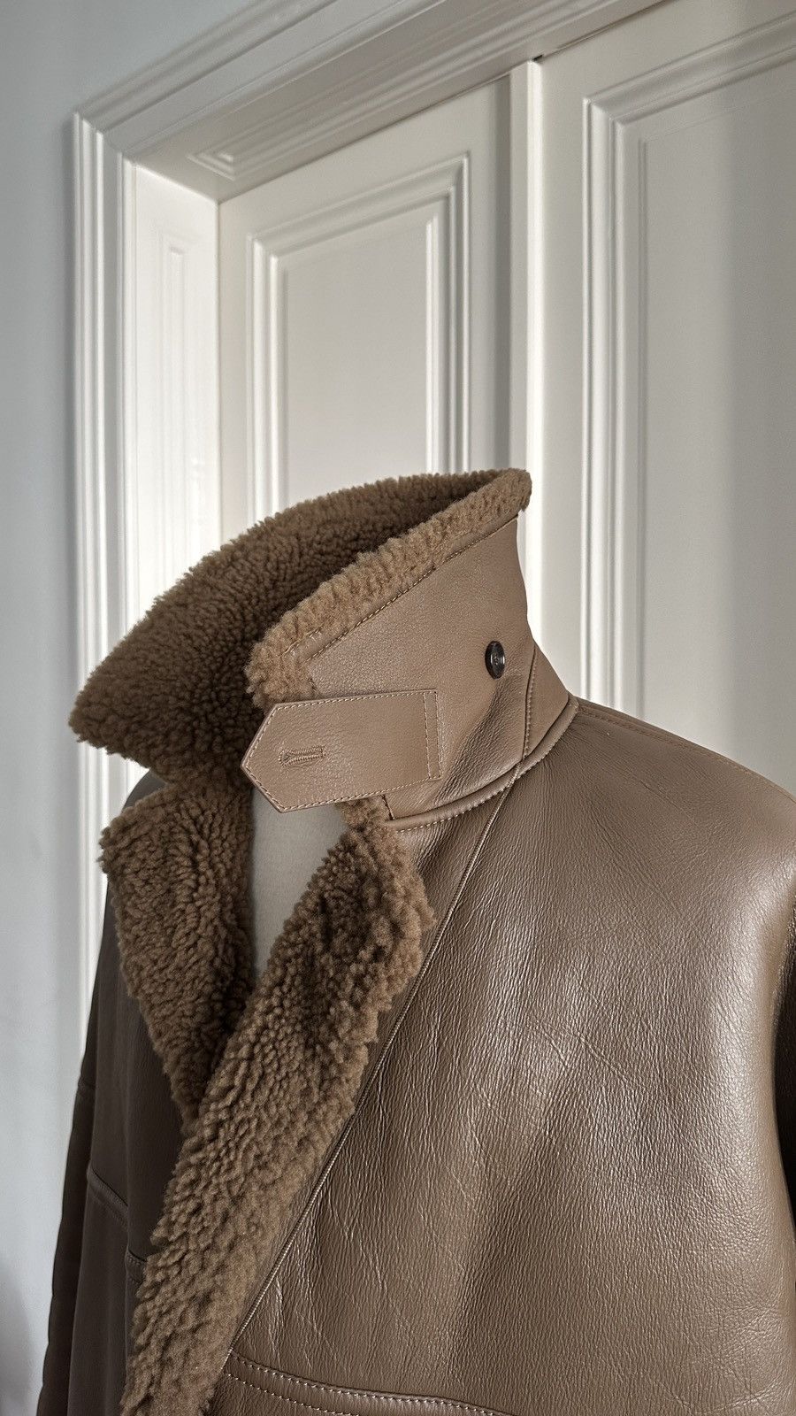 Berluti FW18 Runway Collection Toffee Shearling Coat Size US L / EU 52-54 / 3 - 6 Thumbnail