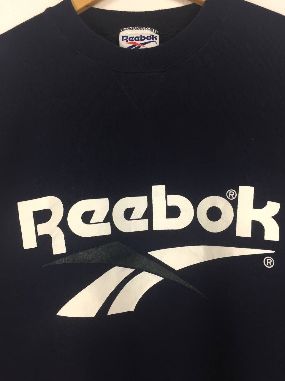 Reebok Vintage Reebok Big Logo Sportswear Sweatshirt Size US L / EU 52-54 / 3 - 3 Thumbnail