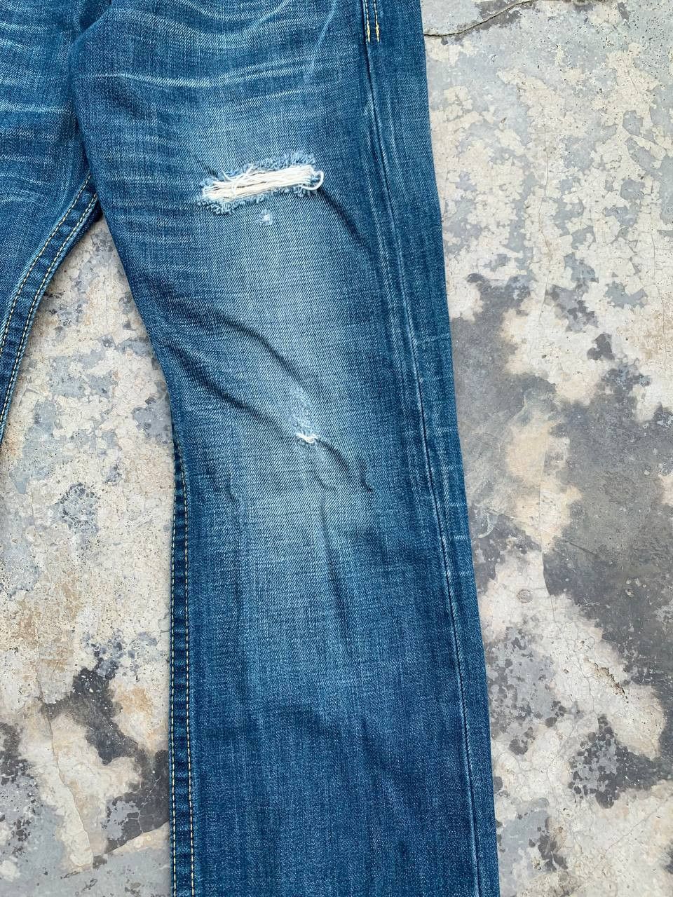 Japanese Brand Vintage SLY Low Waist Distressed Goth Denim Jeans Size US 28 / EU 44 - 4 Thumbnail