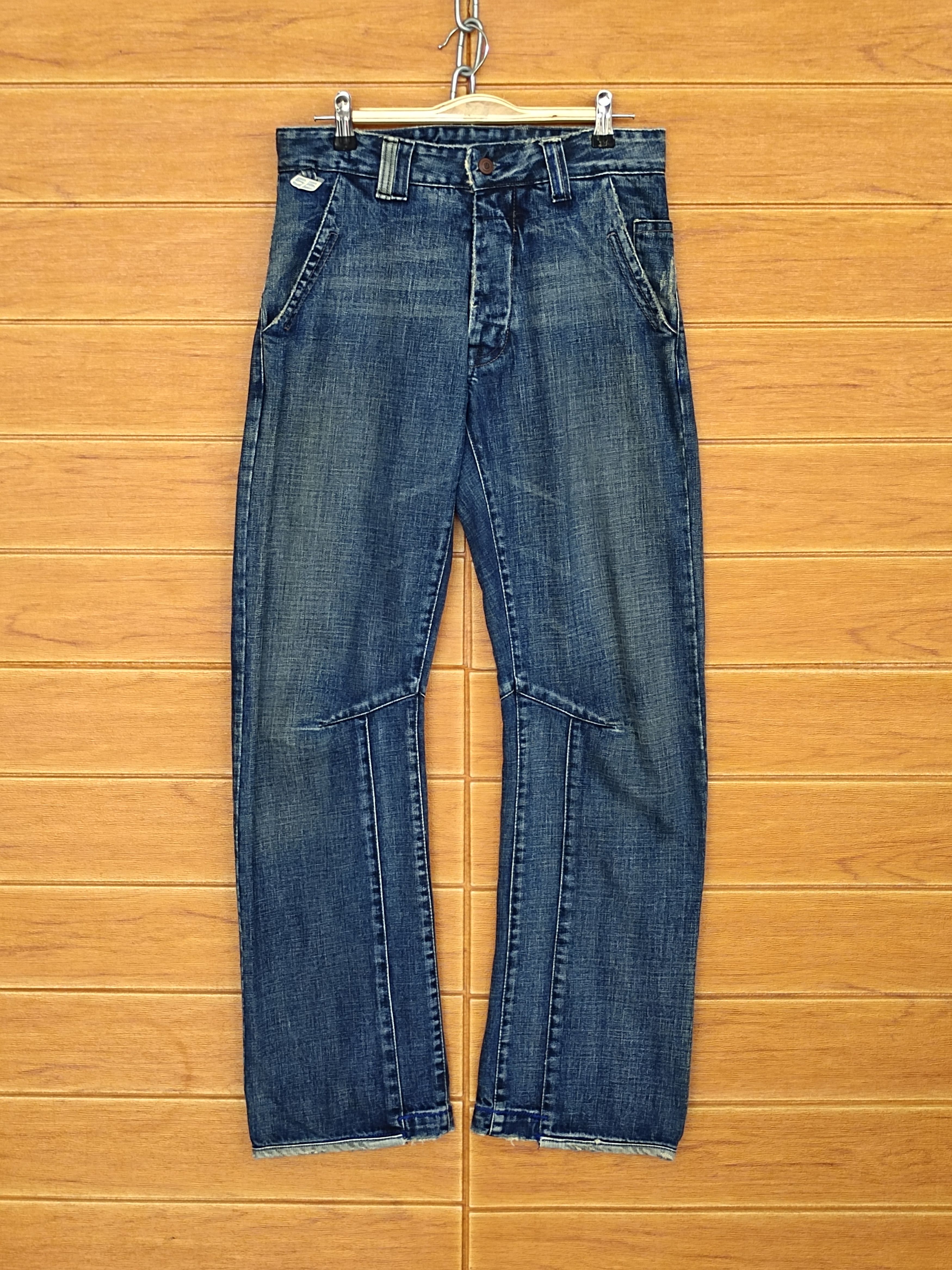 Le Grande Bleu (L.G.B.) Flare Jeans 55DSL Curve Leg Denim Jeans Boot cut Size US 29 - 12 Thumbnail