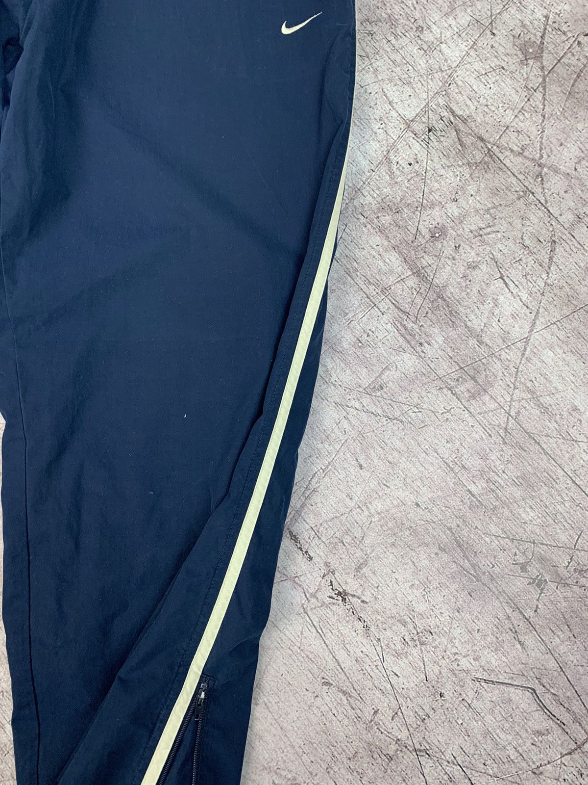 Nike Nike Vintage Mens Nylon Pants Drill Style Size US 34 / EU 50 - 4 Thumbnail