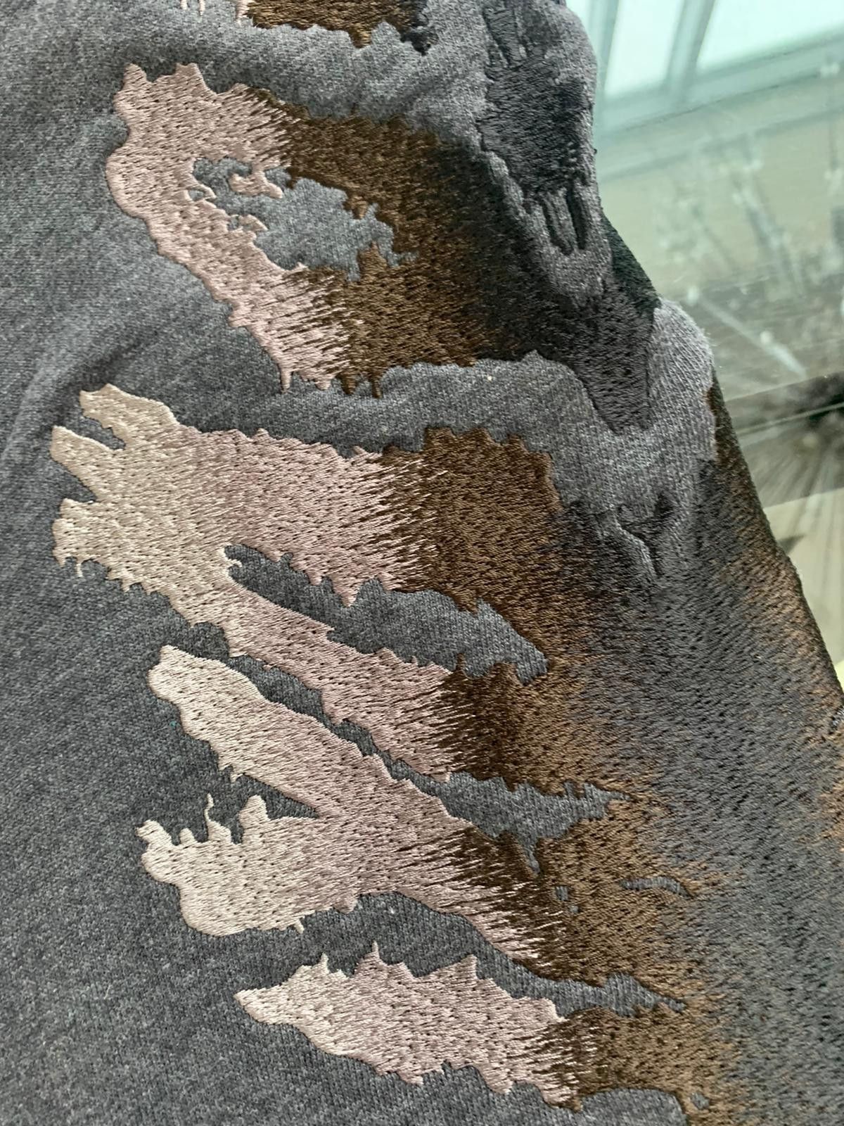 Alexander McQueen Floral Trim Jogger in Grey Size US 34 / EU 50 - 15 Thumbnail