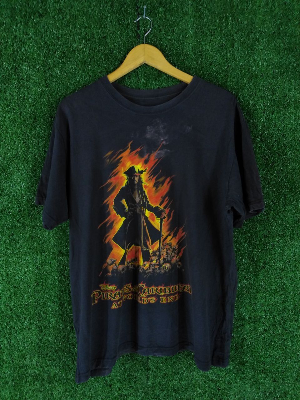 Band Tees × Vintage PIRATES OF THE CARIBBEAN AT WORLD'S END SHIRT Size US XL / EU 56 / 4 - 1 Thumbnail