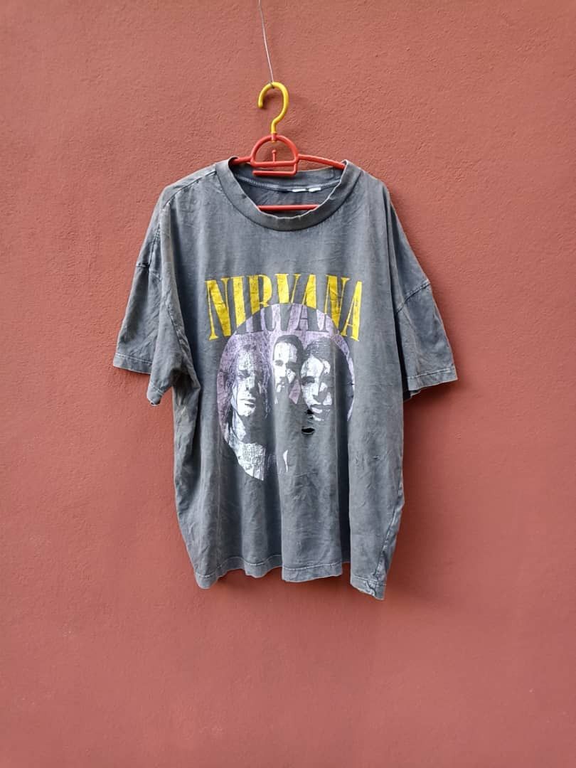 Vintage Vintage Nirvana Y2K (Faded) Size US L / EU 52-54 / 3 - 1 Thumbnail