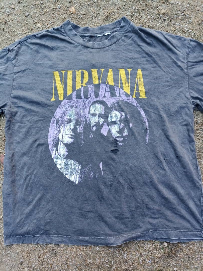 Vintage Vintage Nirvana Y2K (Faded) Size US L / EU 52-54 / 3 - 5 Thumbnail