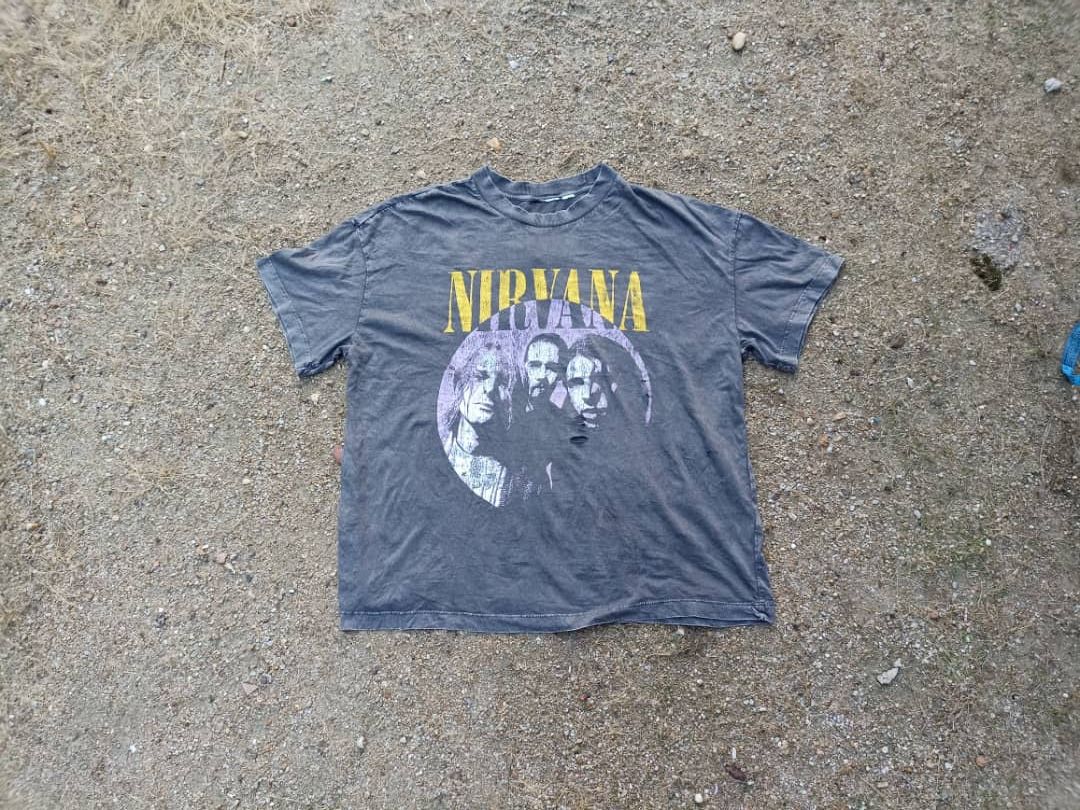 Vintage Vintage Nirvana Y2K (Faded) Size US L / EU 52-54 / 3 - 3 Thumbnail