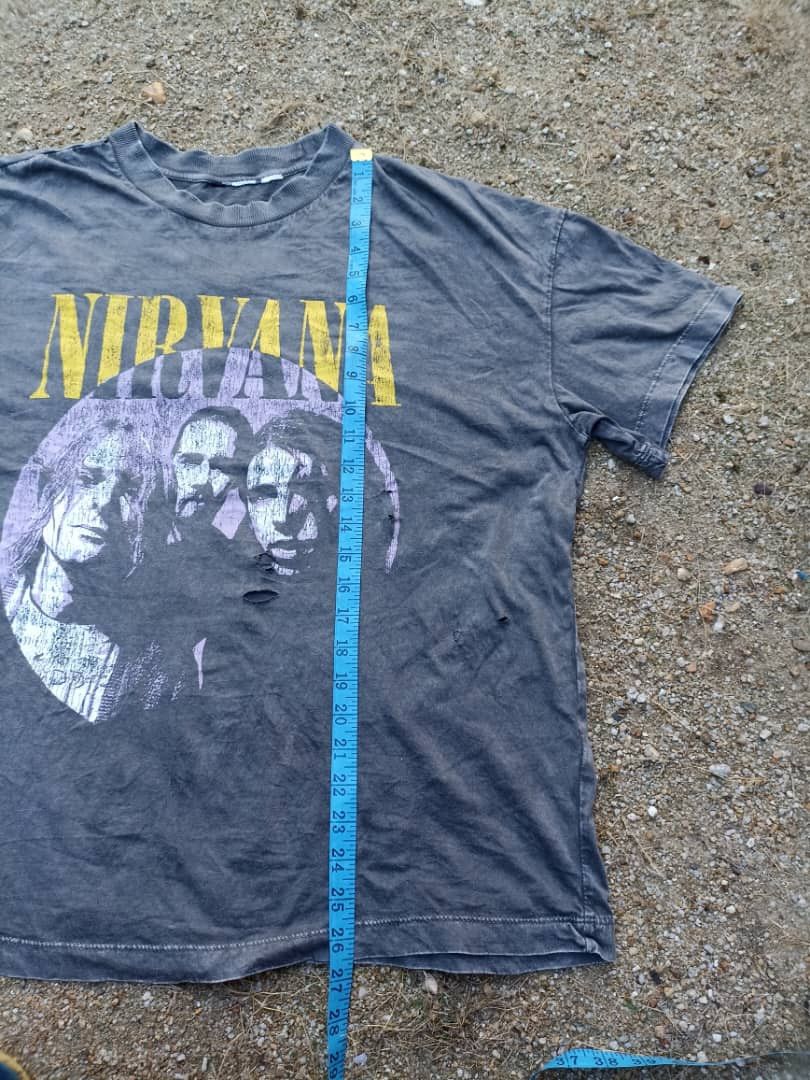 Vintage Vintage Nirvana Y2K (Faded) Size US L / EU 52-54 / 3 - 13 Thumbnail