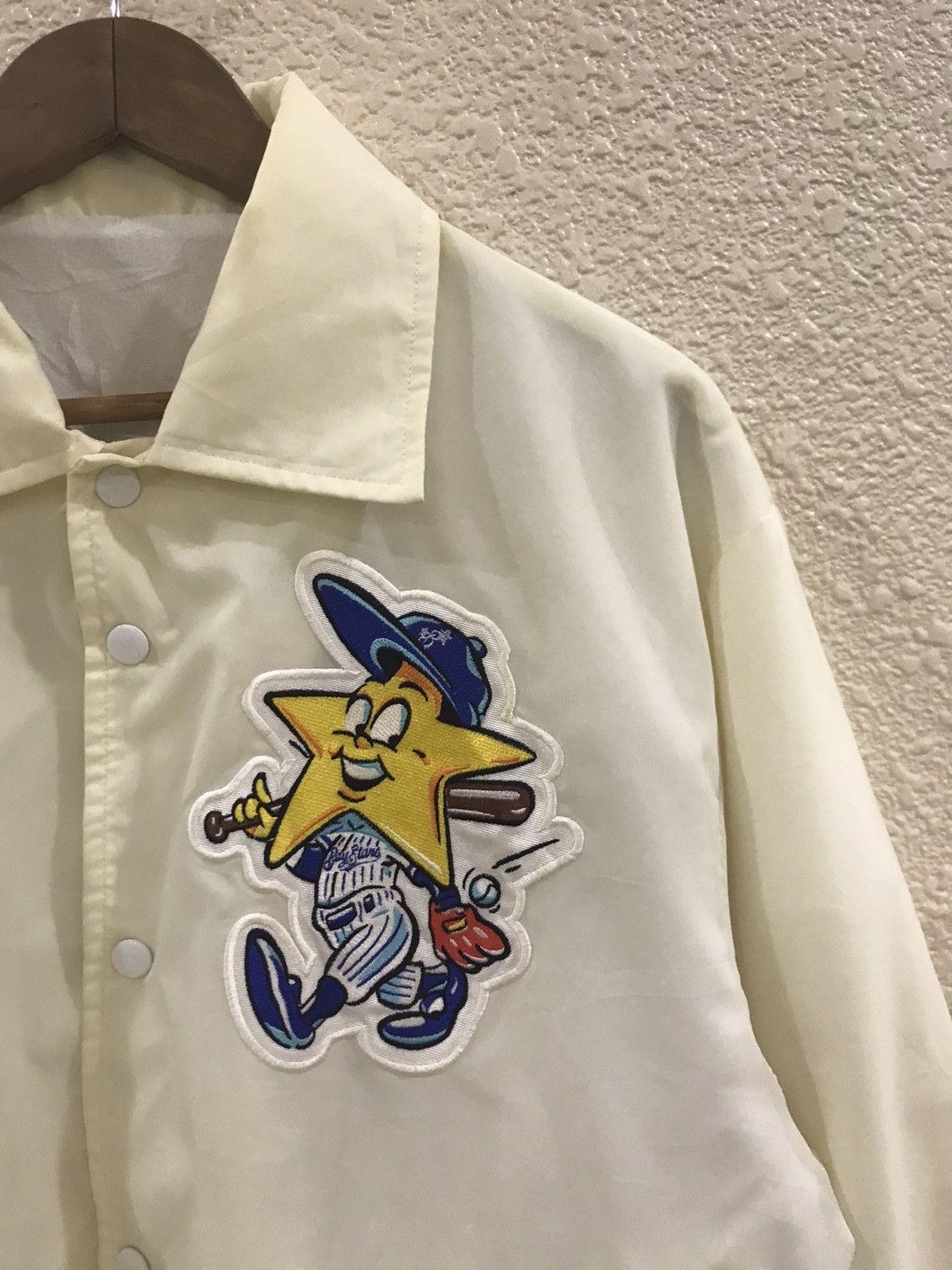 Mizuno BayStars by Mizuno baseball varsity light jacket Size US M / EU 48-50 / 2 - 6 Thumbnail