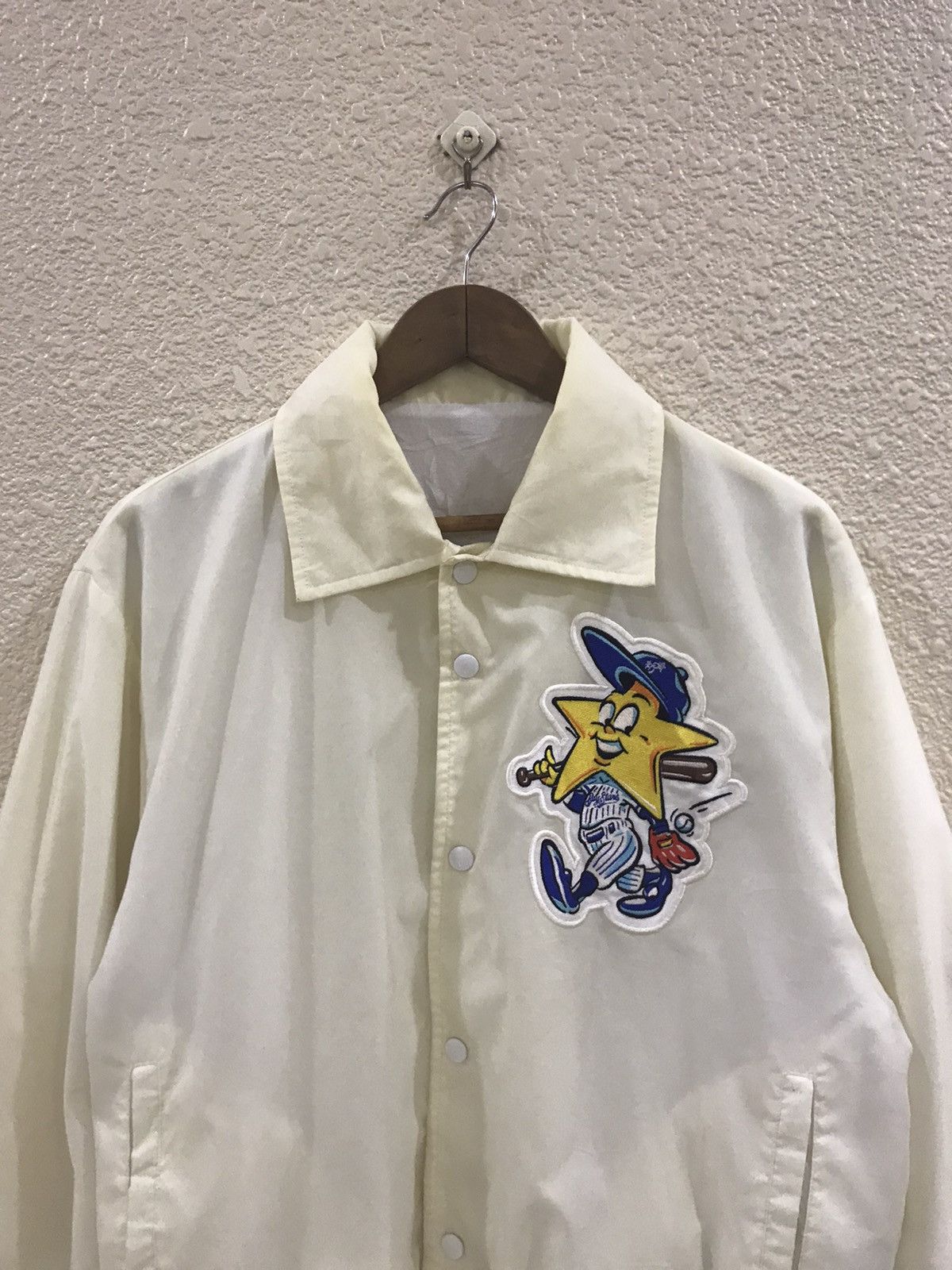 Mizuno BayStars by Mizuno baseball varsity light jacket Size US M / EU 48-50 / 2 - 5 Thumbnail