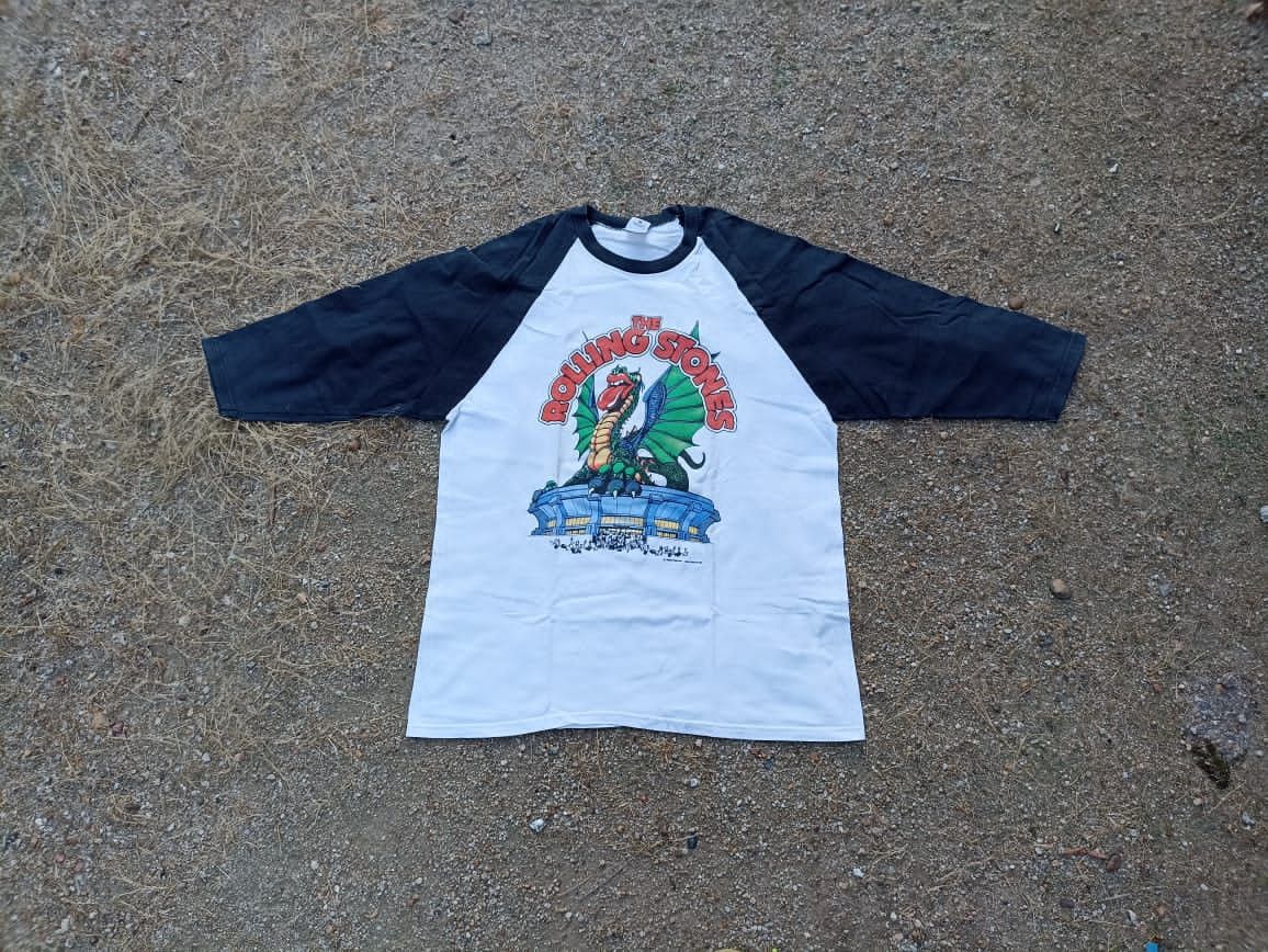 The Rolling Stones Vintage 3Q The Rolling Stones Dragon on Stadium Size US L / EU 52-54 / 3 - 3 Thumbnail