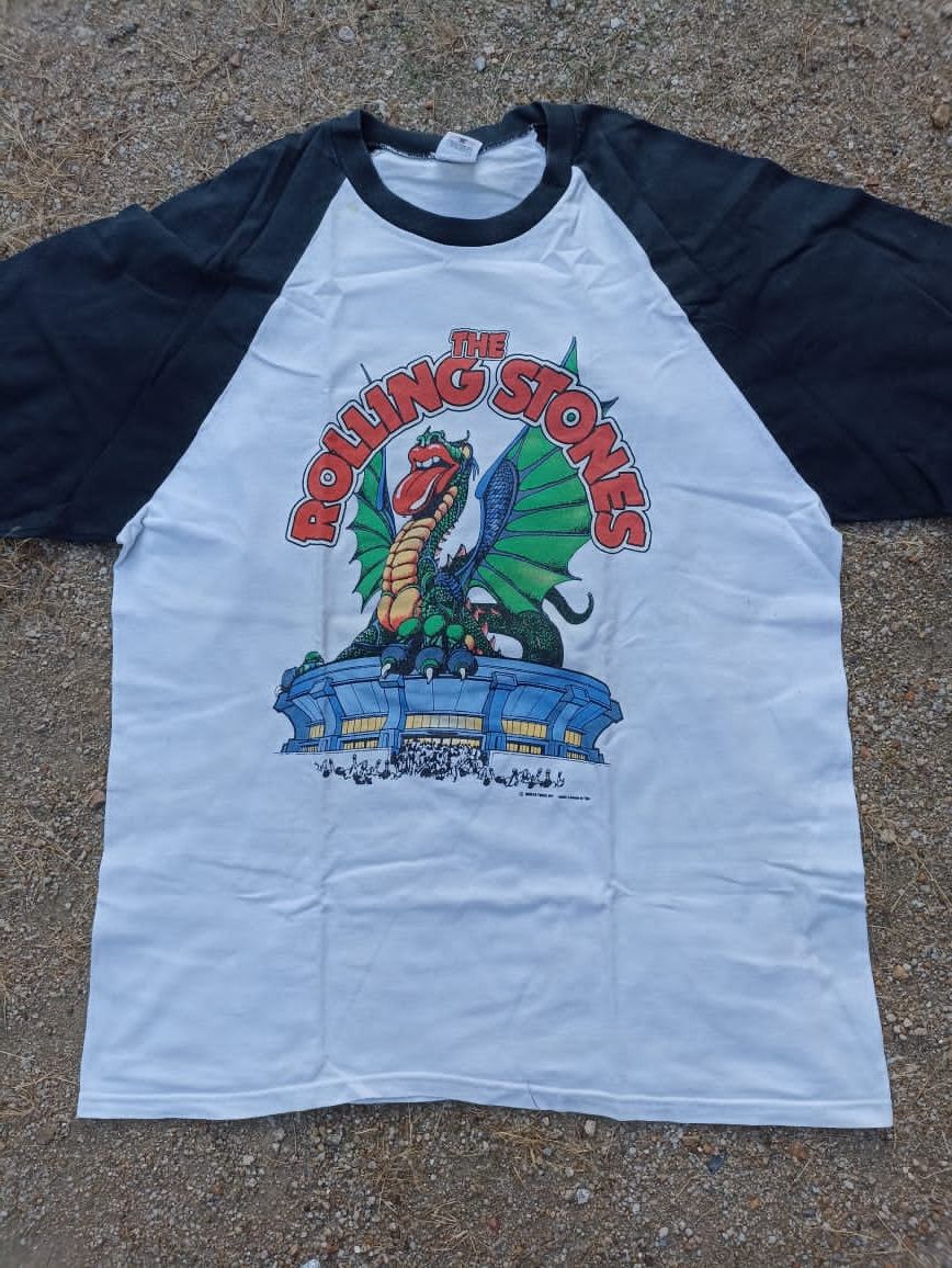 The Rolling Stones Vintage 3Q The Rolling Stones Dragon on Stadium Size US L / EU 52-54 / 3 - 5 Thumbnail